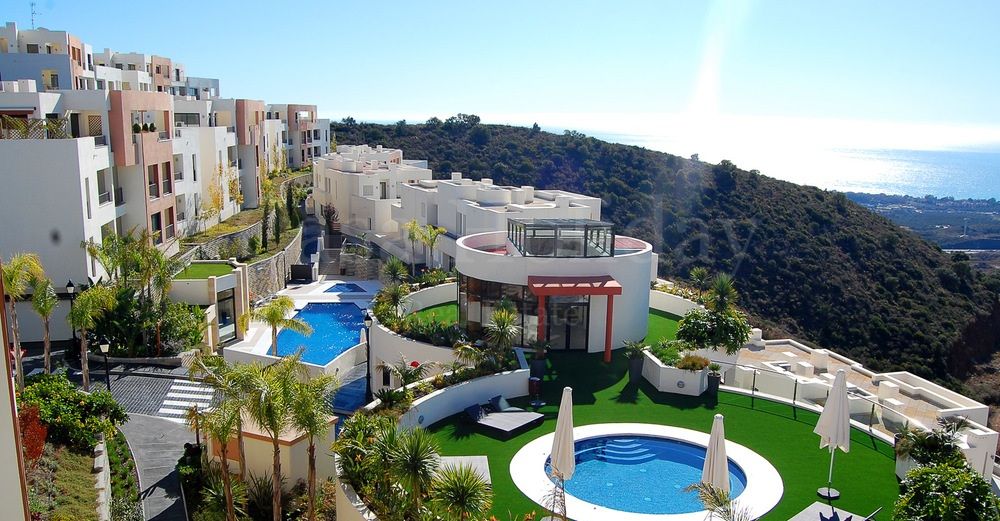 Penthouse in Los Altos de los Monteros, Marbella