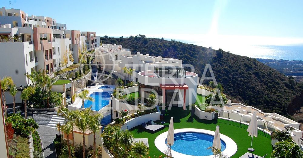 Penthouse in Los Altos de los Monteros, Marbella