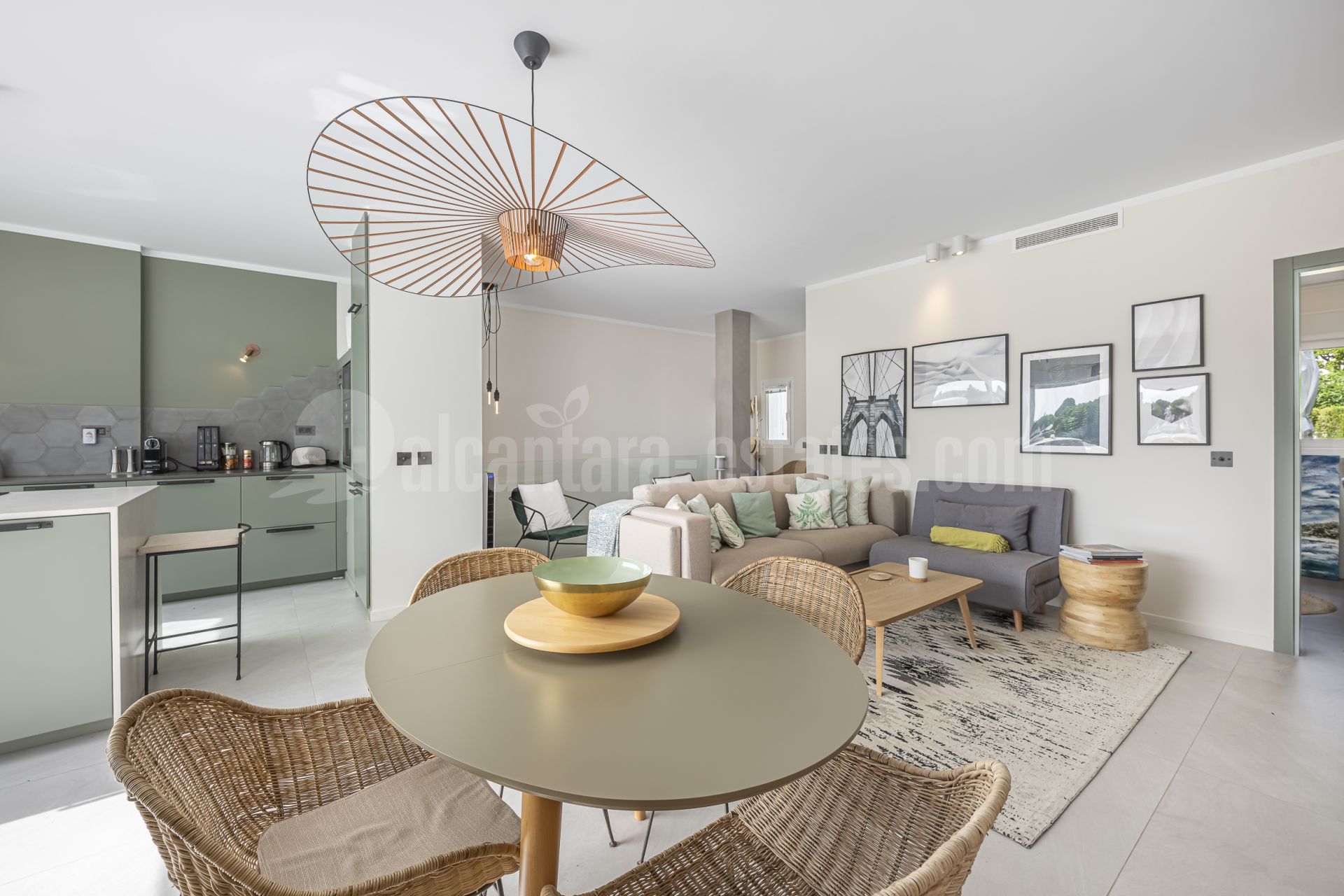 Town House in Azahara II, Marbella