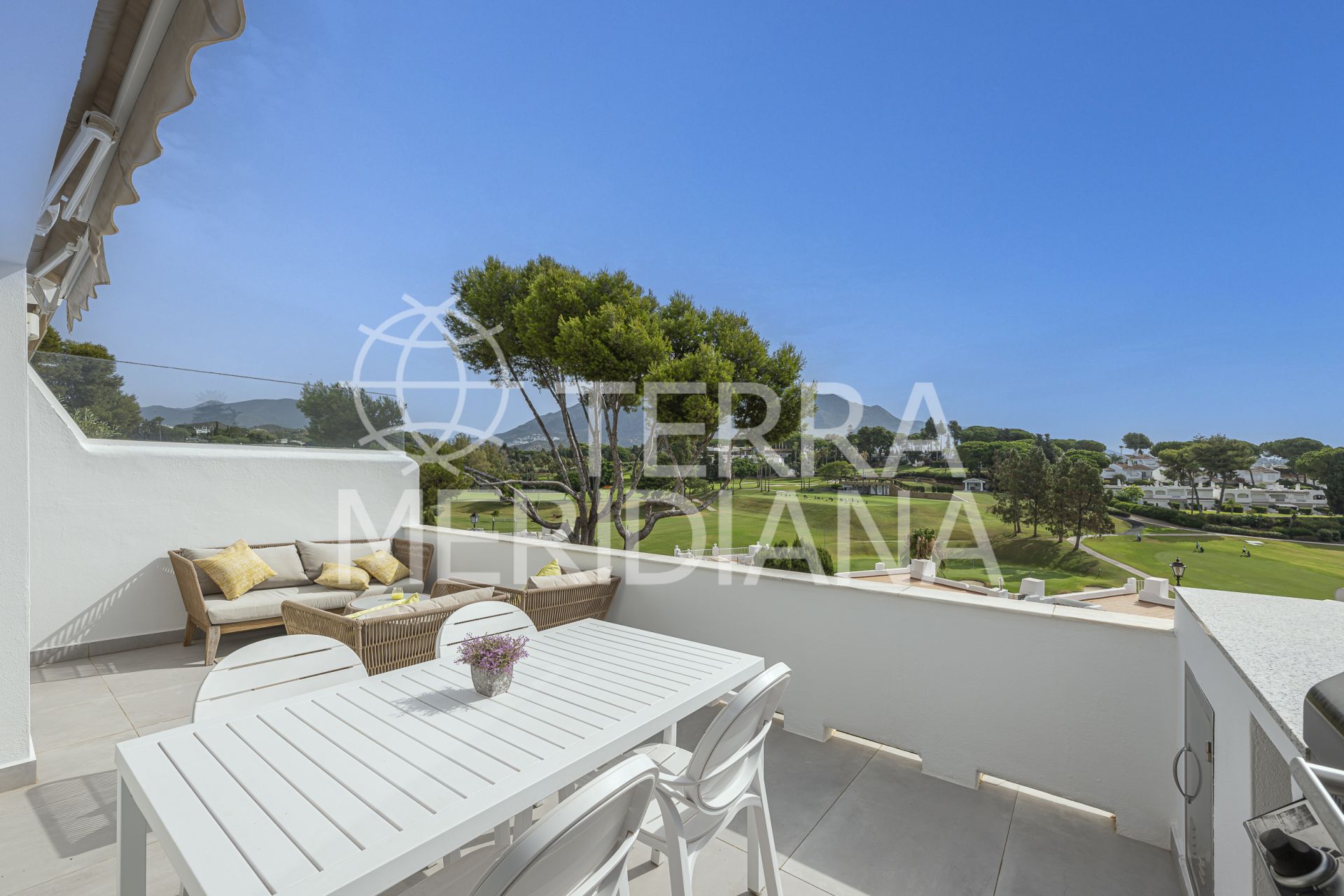 Town House in Azahara II, Marbella