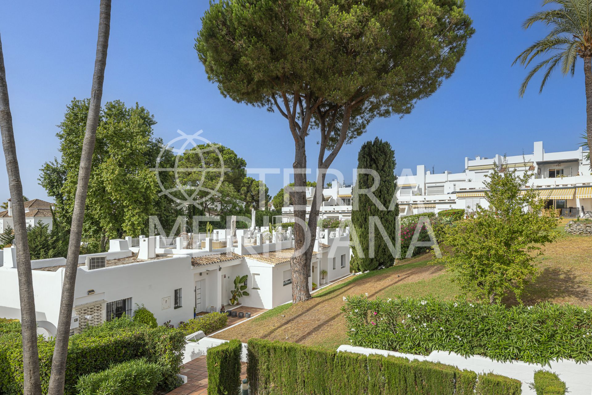 Town House in Azahara II, Marbella