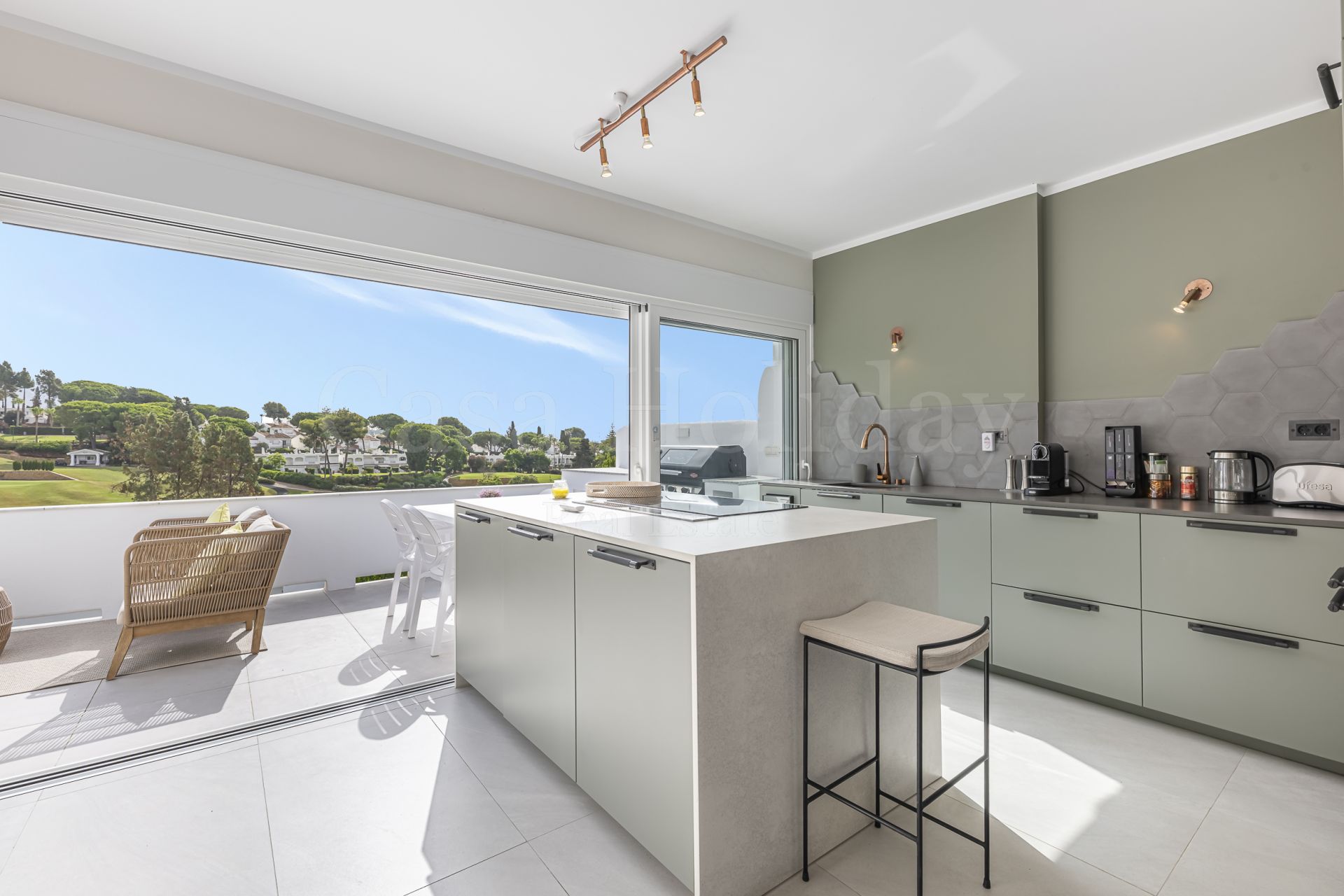 Town House in Azahara II, Marbella