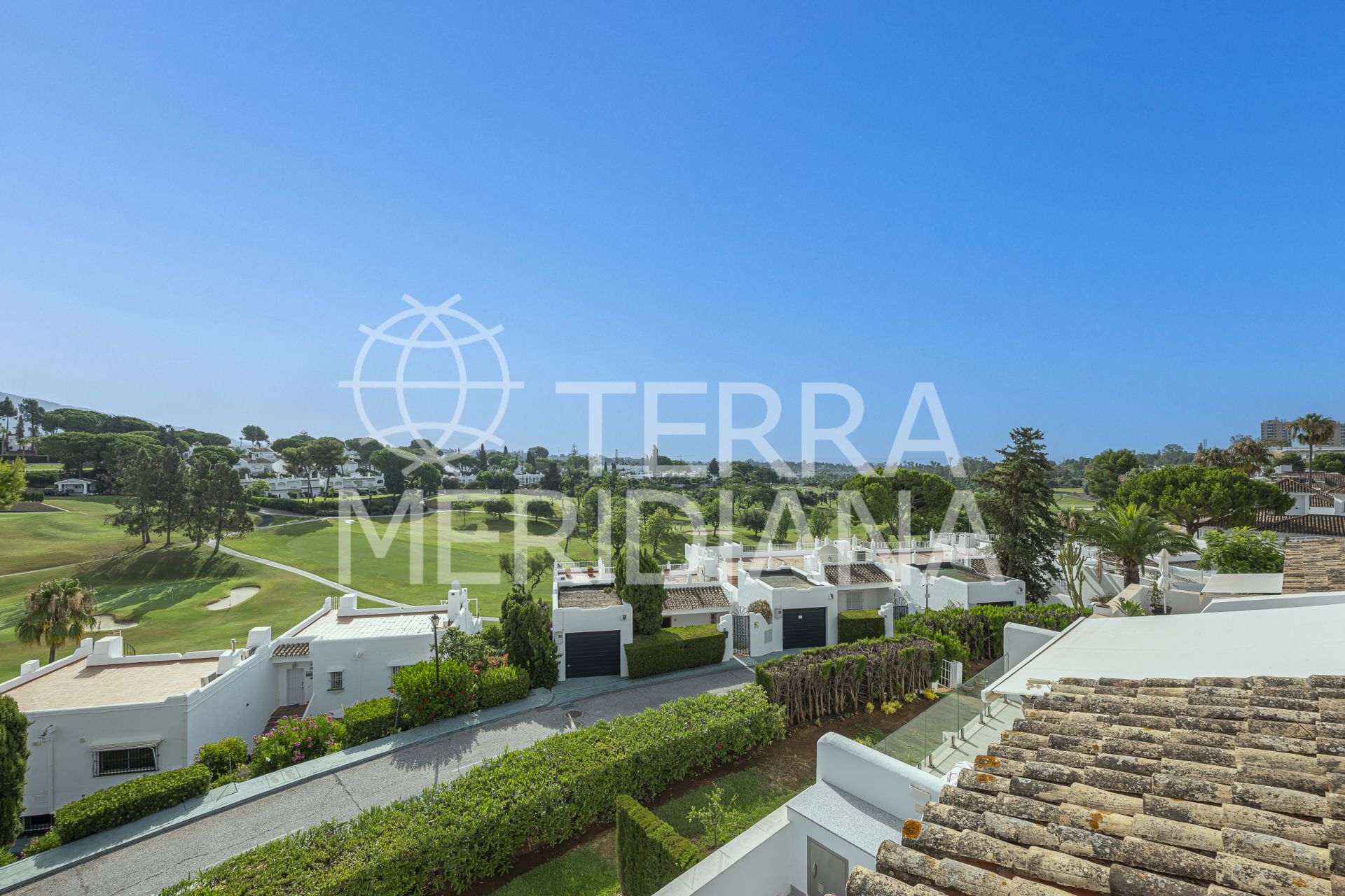 Town House in Azahara II, Marbella