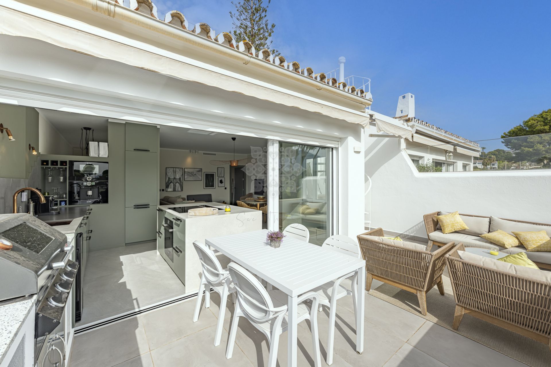Town House in Azahara II, Marbella