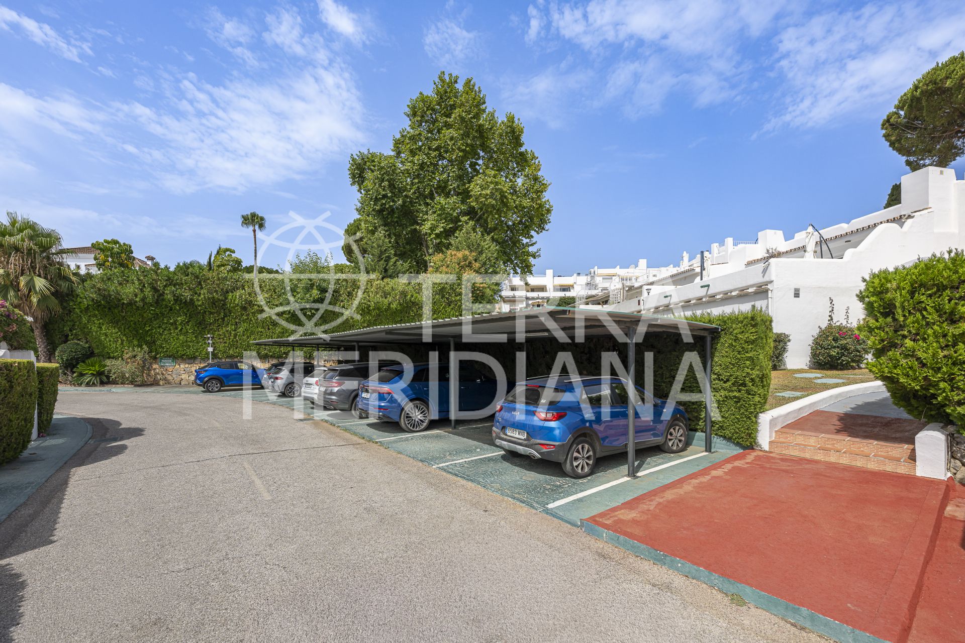 Town House in Azahara II, Marbella