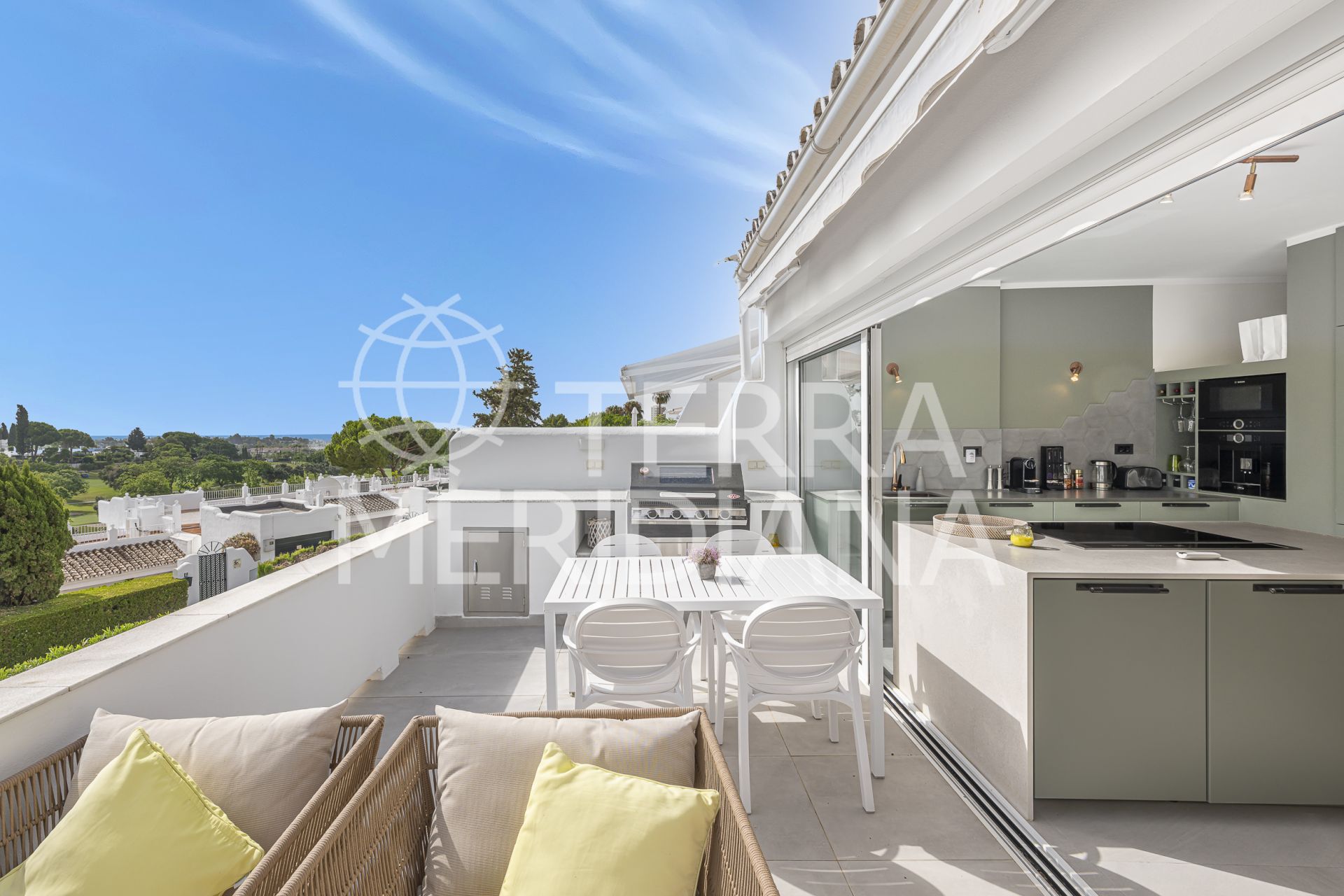 Town House in Azahara II, Marbella