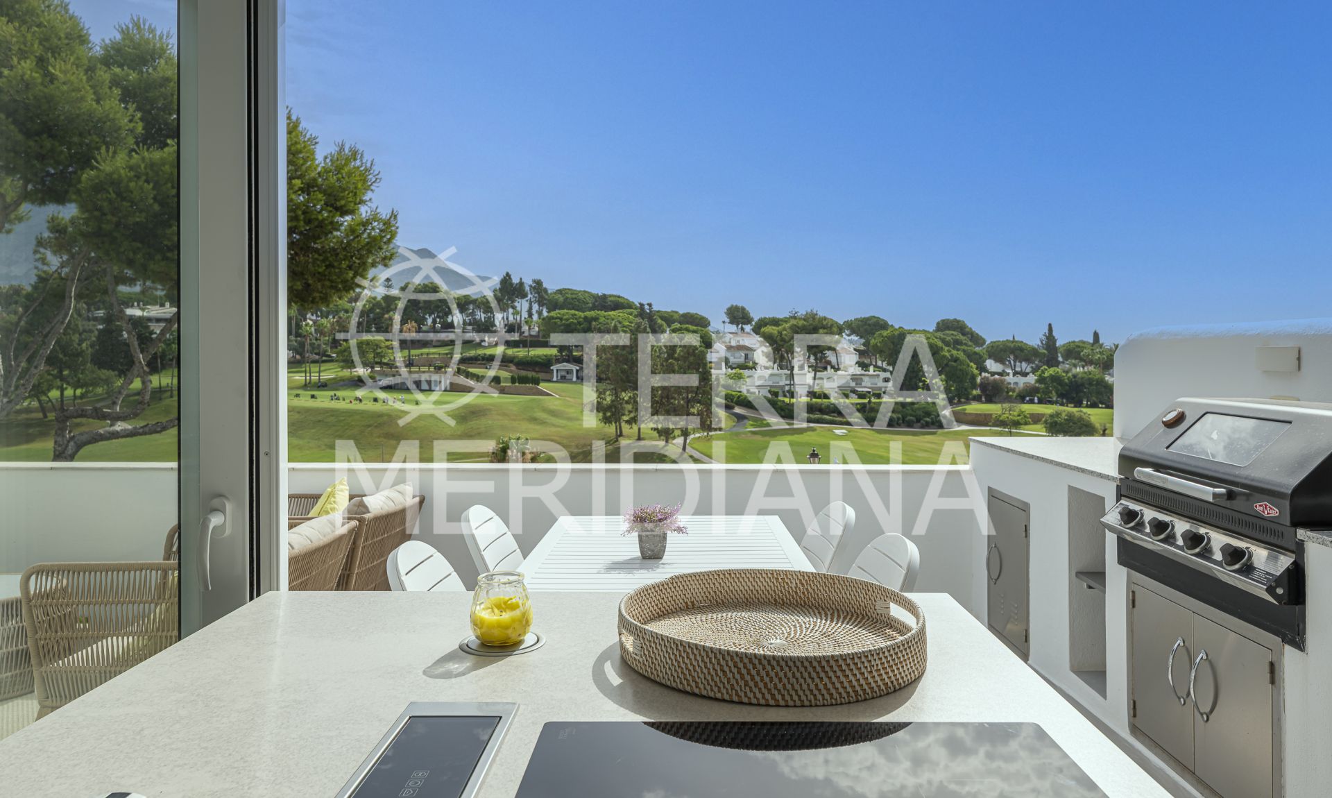 Town House in Azahara II, Marbella