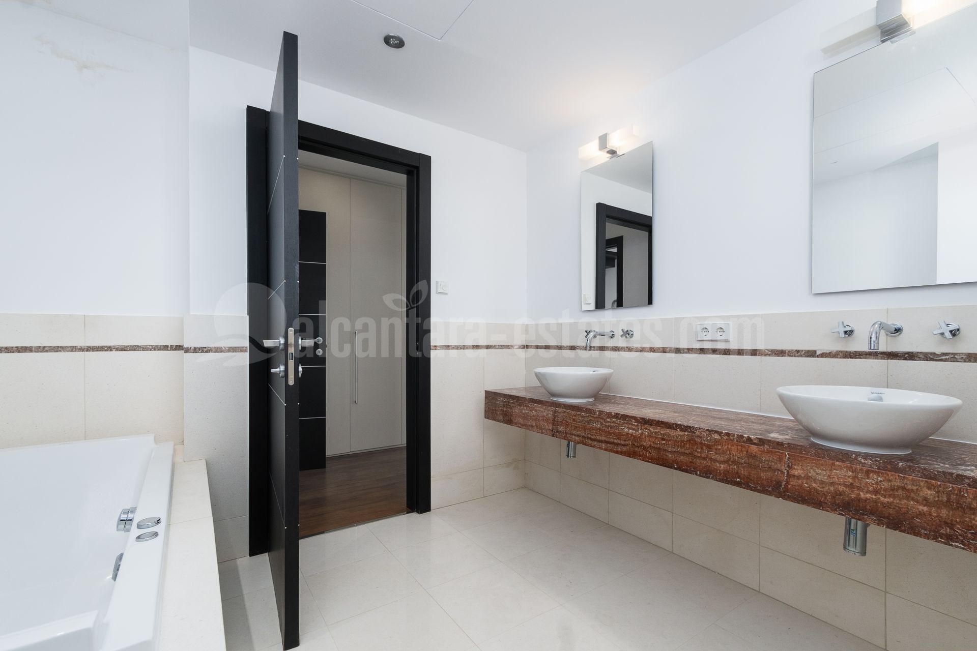 Semi Detached House in Meisho Hills, Marbella