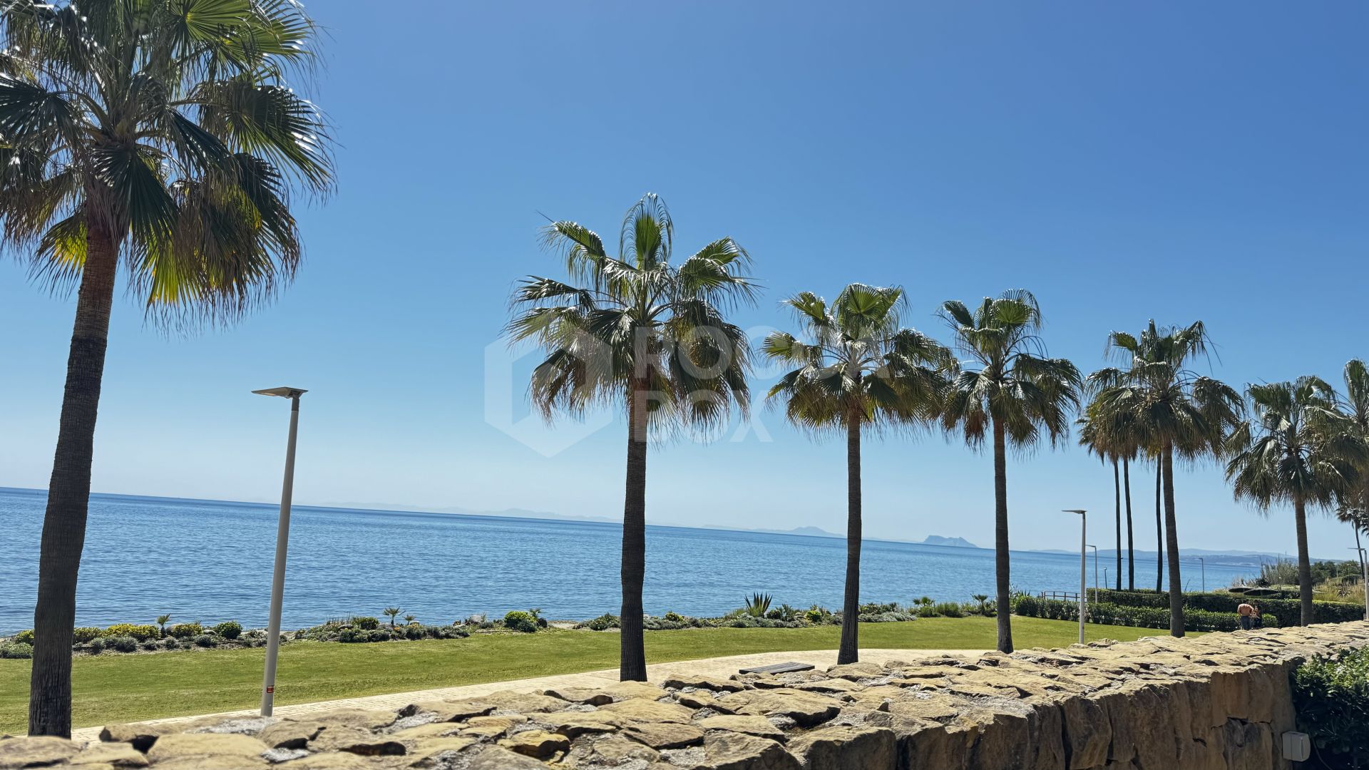 Beach front 3 bedroom Estepona