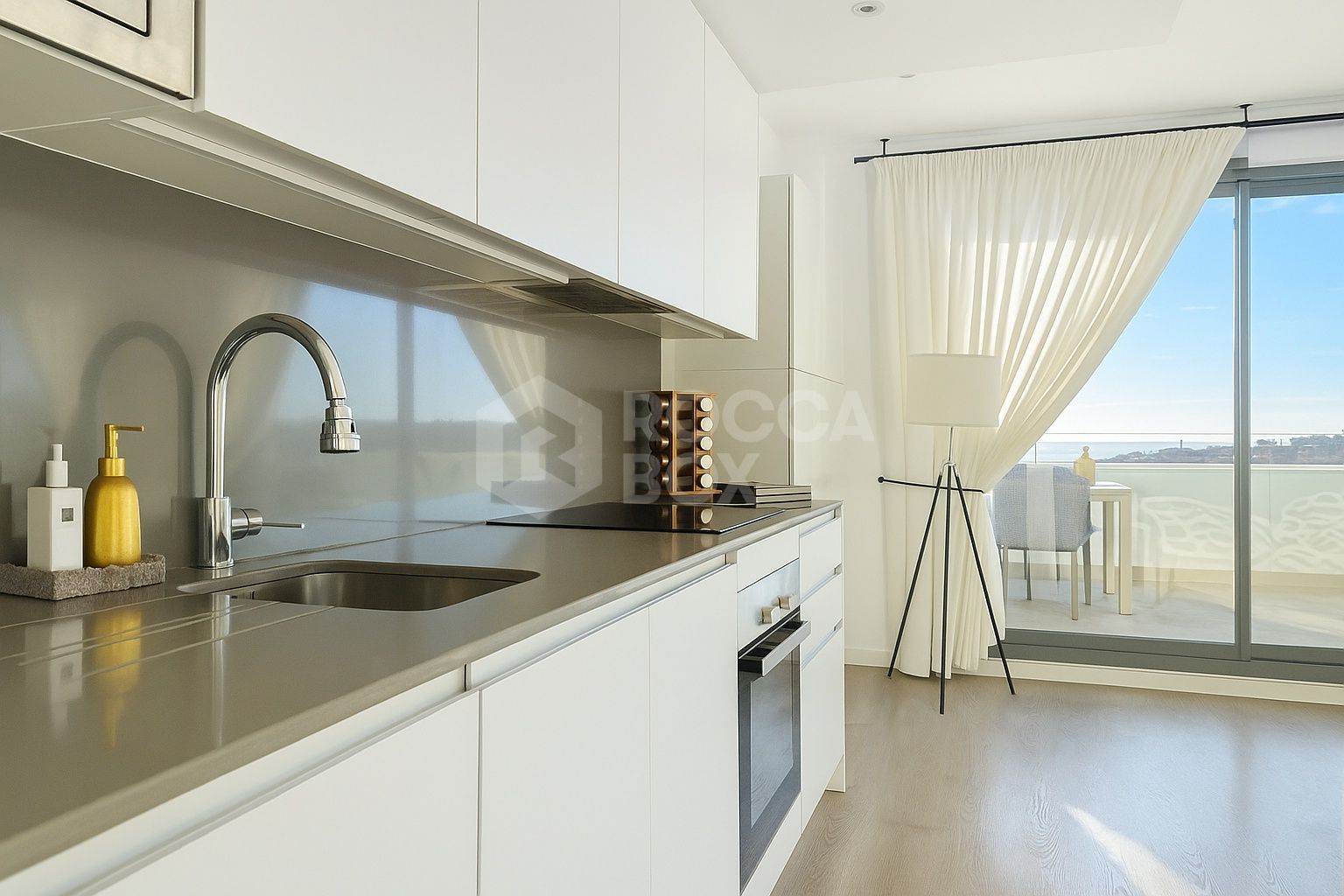 Penthouse with Sea Views and Spacious Solarium - West Estepona