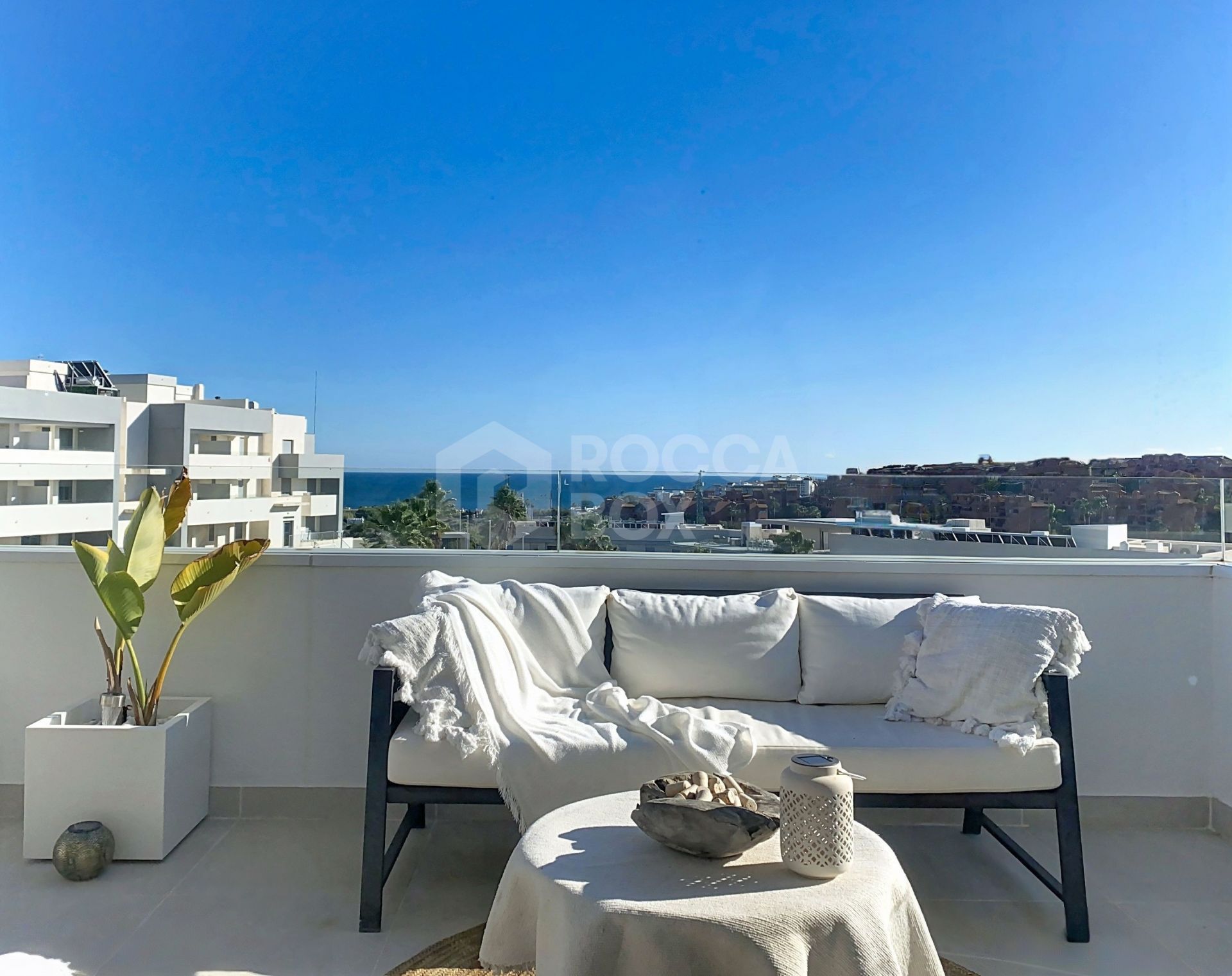 Penthouse with Sea Views and Spacious Solarium - West Estepona