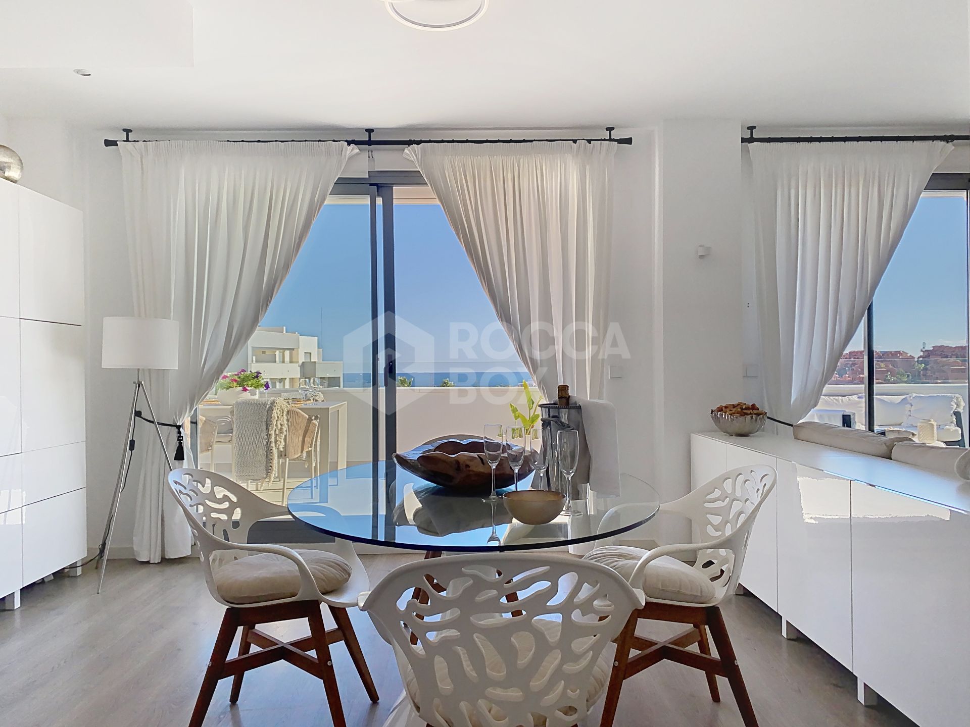 Penthouse with Sea Views and Spacious Solarium - West Estepona