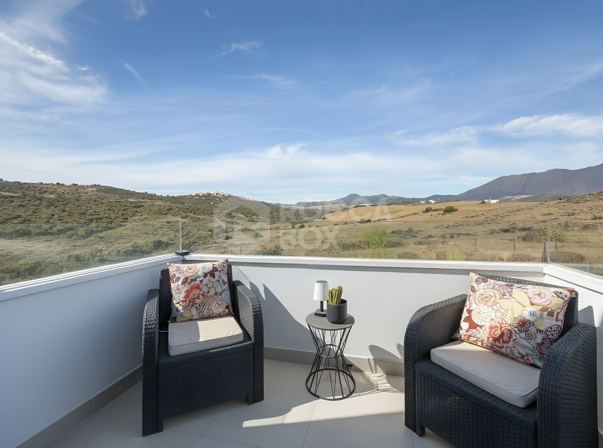 Penthouse with Sea Views and Spacious Solarium - West Estepona