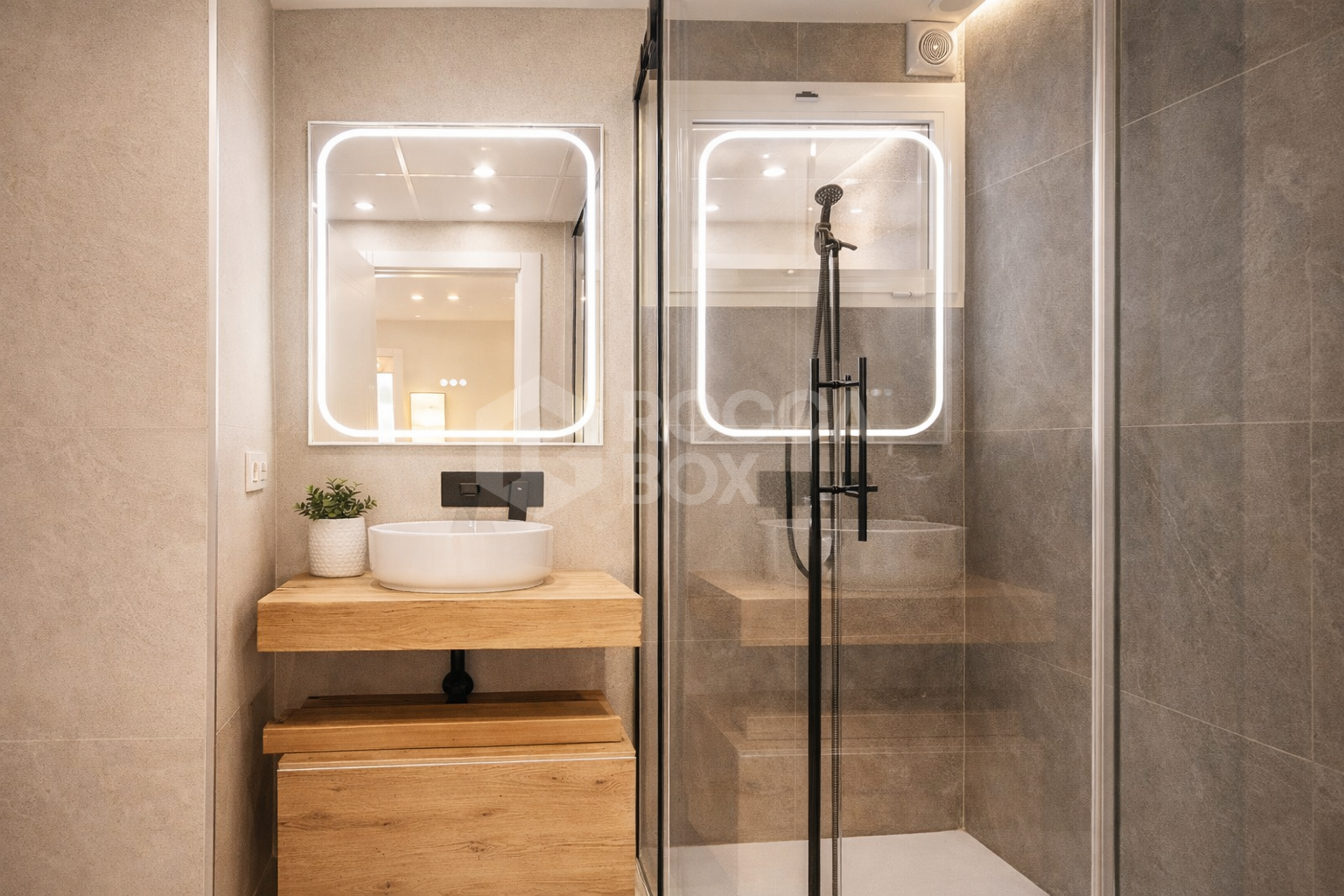 Fully Renovated and Furnished 3-Bedroom Apartment – Puerto de Estepona