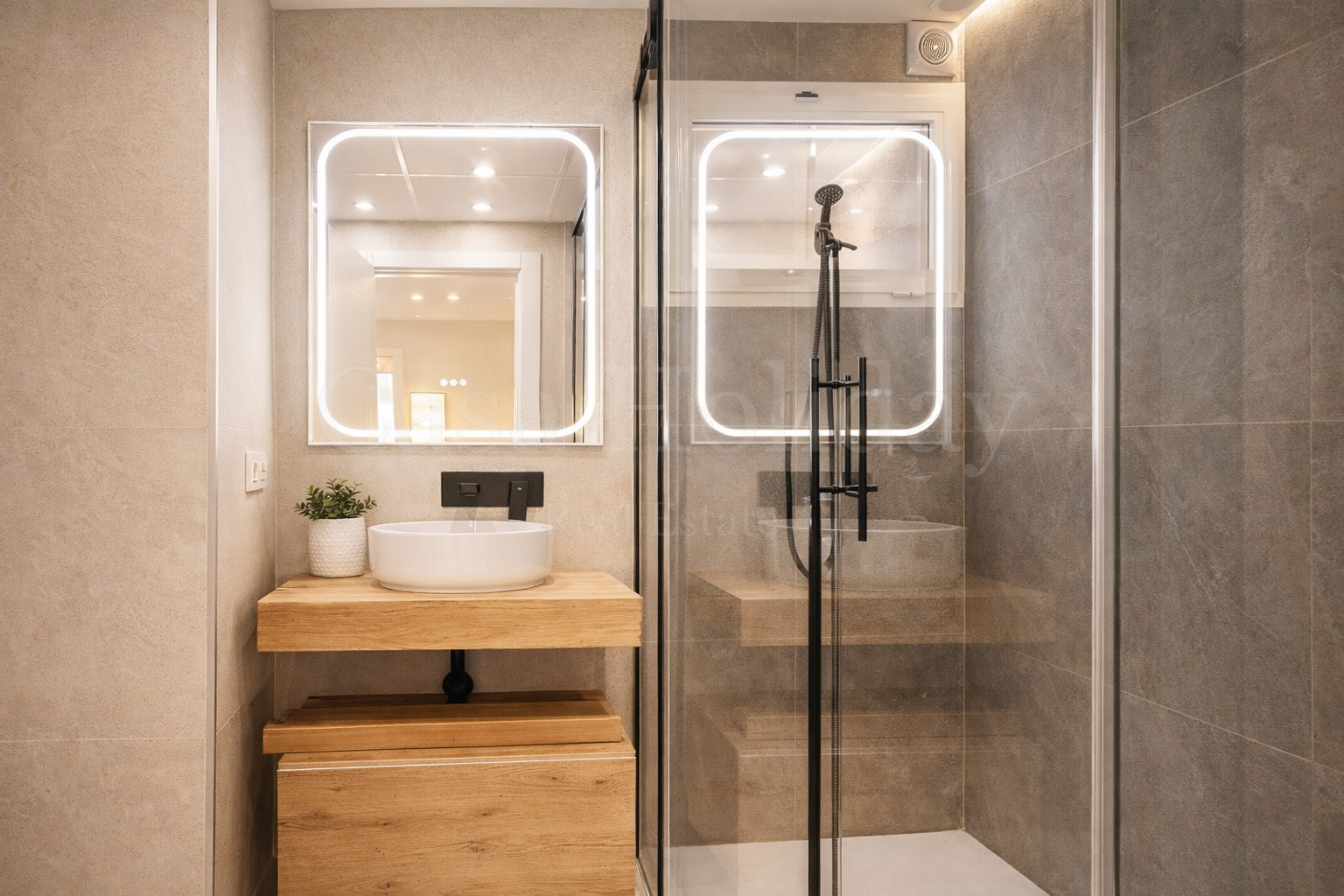 Apartamento Planta Baja en Estepona Puerto, Estepona