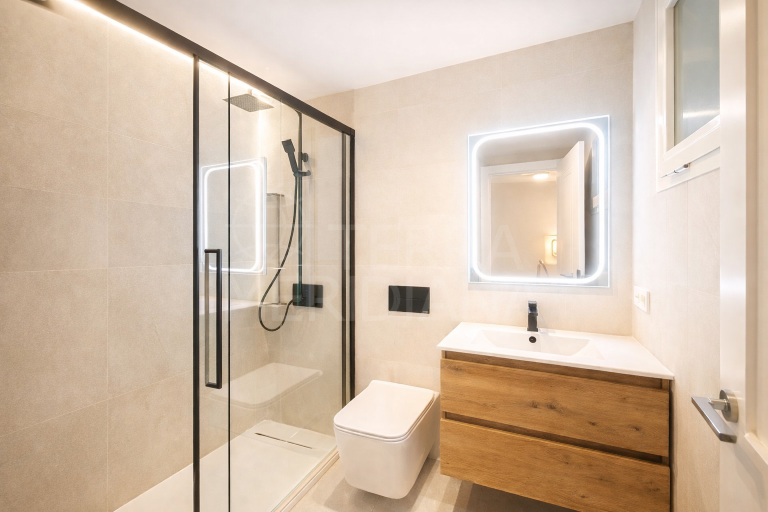 Ground Floor Apartment in Estepona Puerto, Estepona