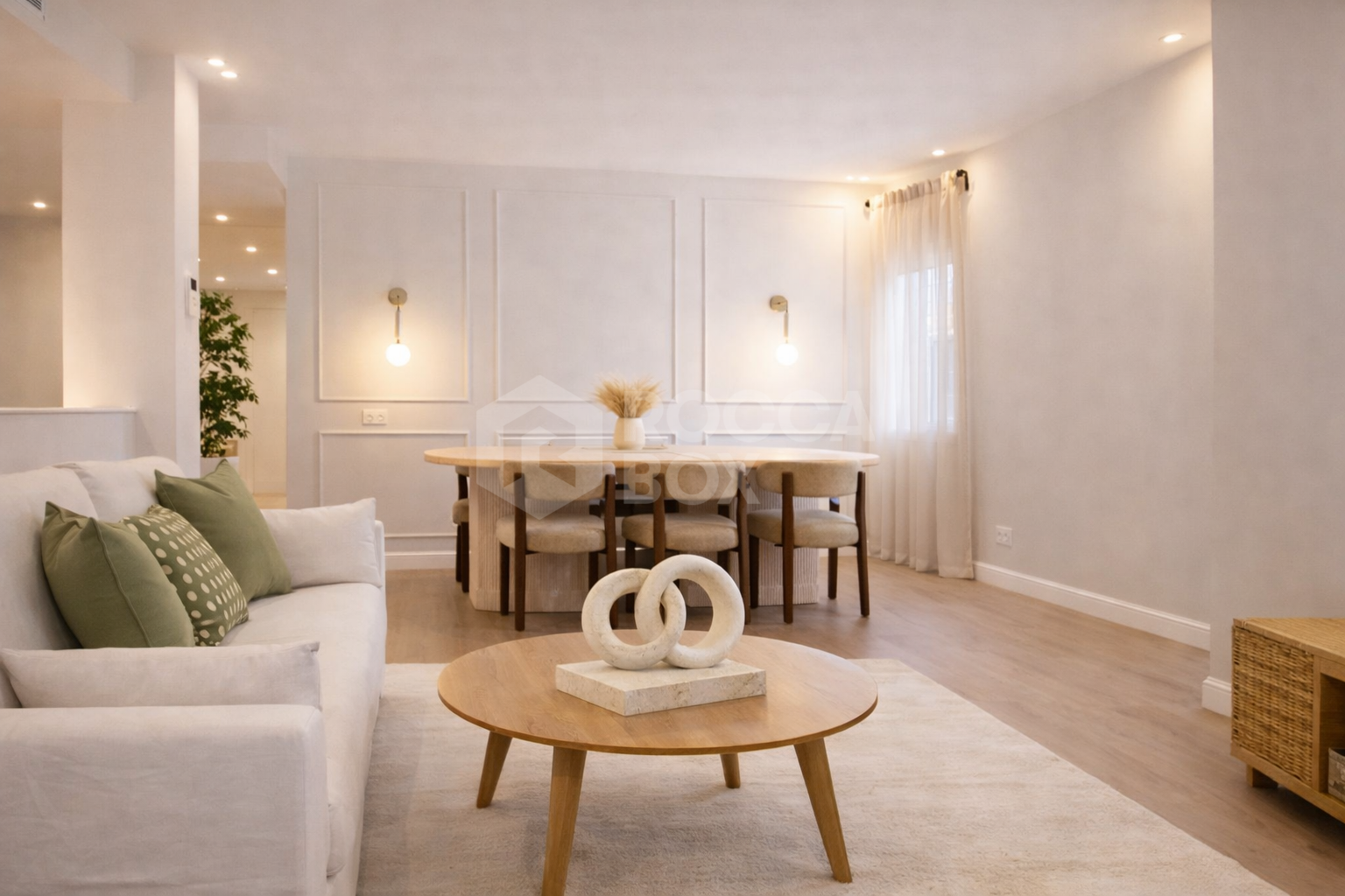 Fully Renovated and Furnished 3-Bedroom Apartment – Puerto de Estepona