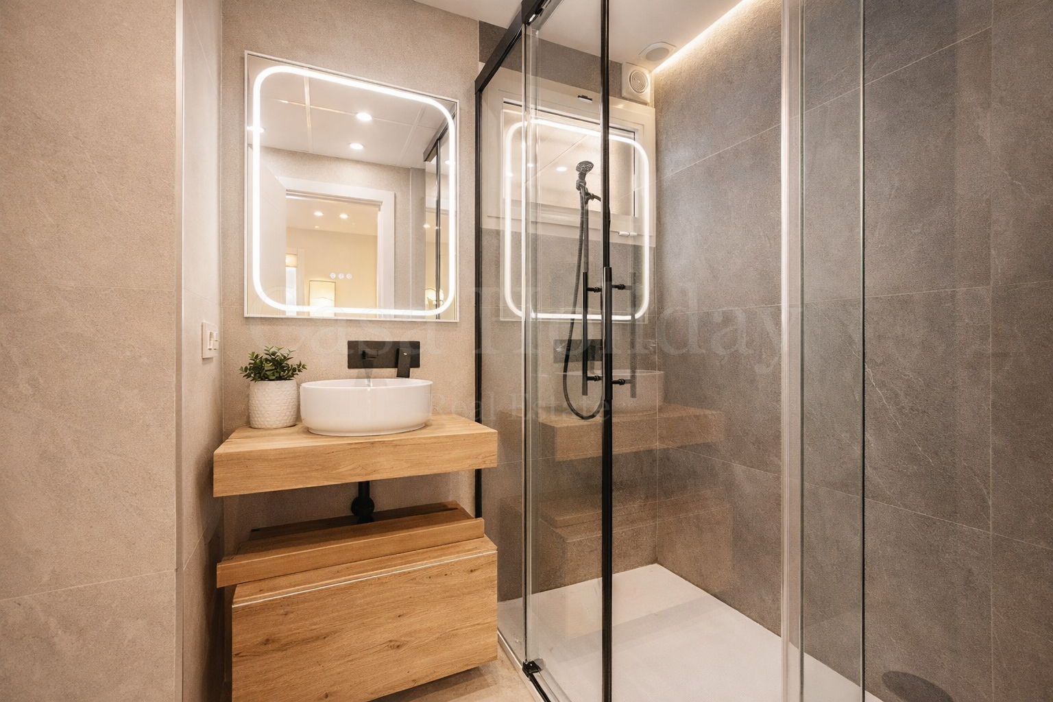 Apartamento Planta Baja en Estepona Puerto, Estepona