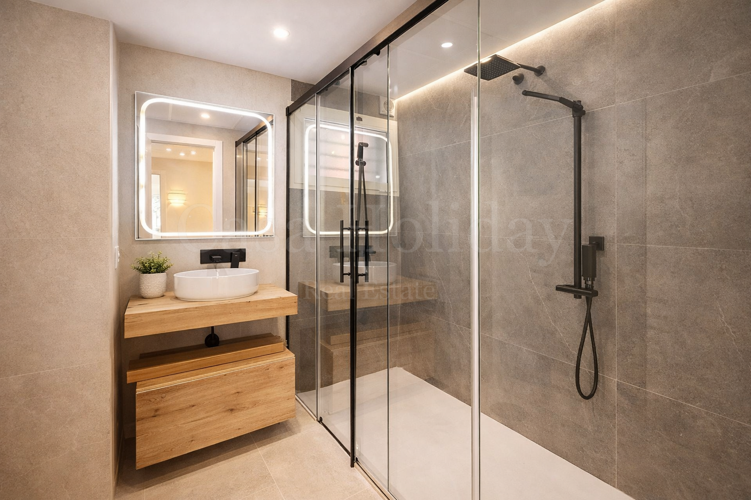 Apartamento Planta Baja en Estepona Puerto, Estepona