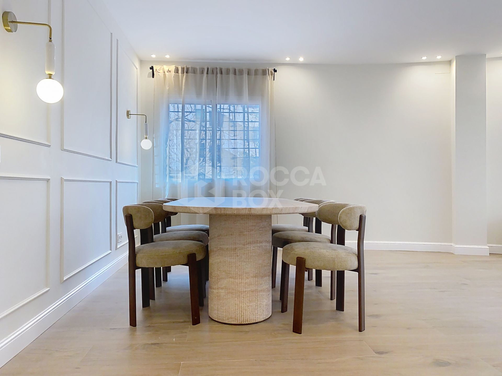 Fully Renovated and Furnished 3-Bedroom Apartment – Puerto de Estepona