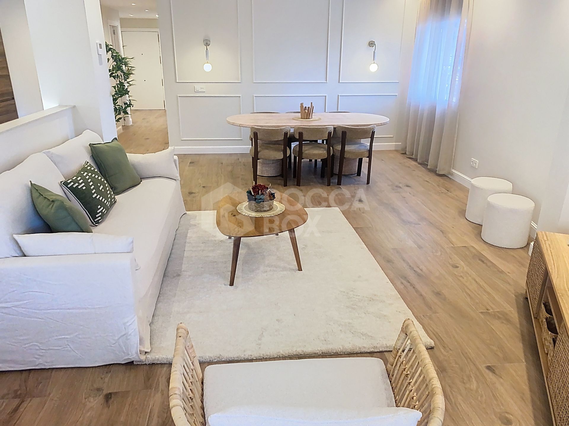 Fully Renovated and Furnished 3-Bedroom Apartment – Puerto de Estepona