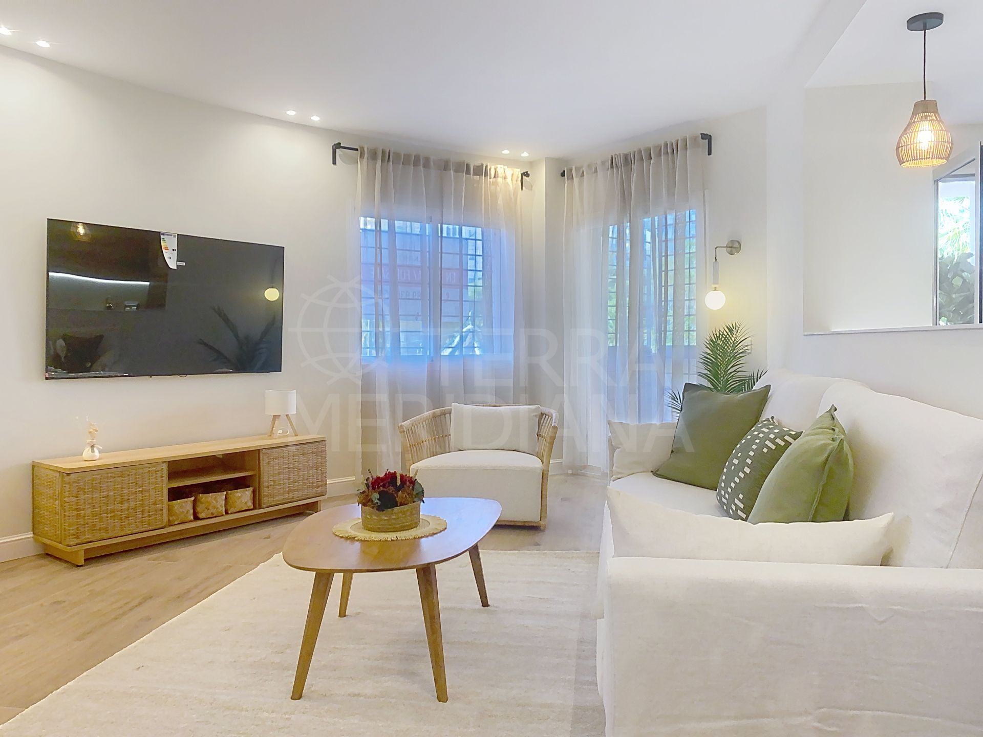 Ground Floor Apartment in Estepona Puerto, Estepona