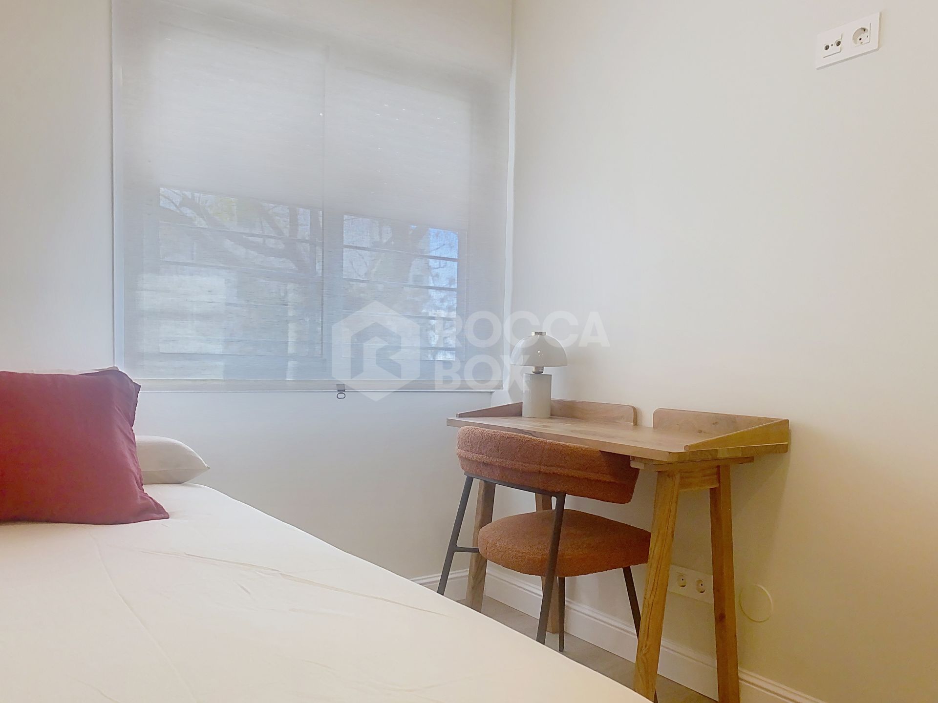 Fully Renovated and Furnished 3-Bedroom Apartment – Puerto de Estepona