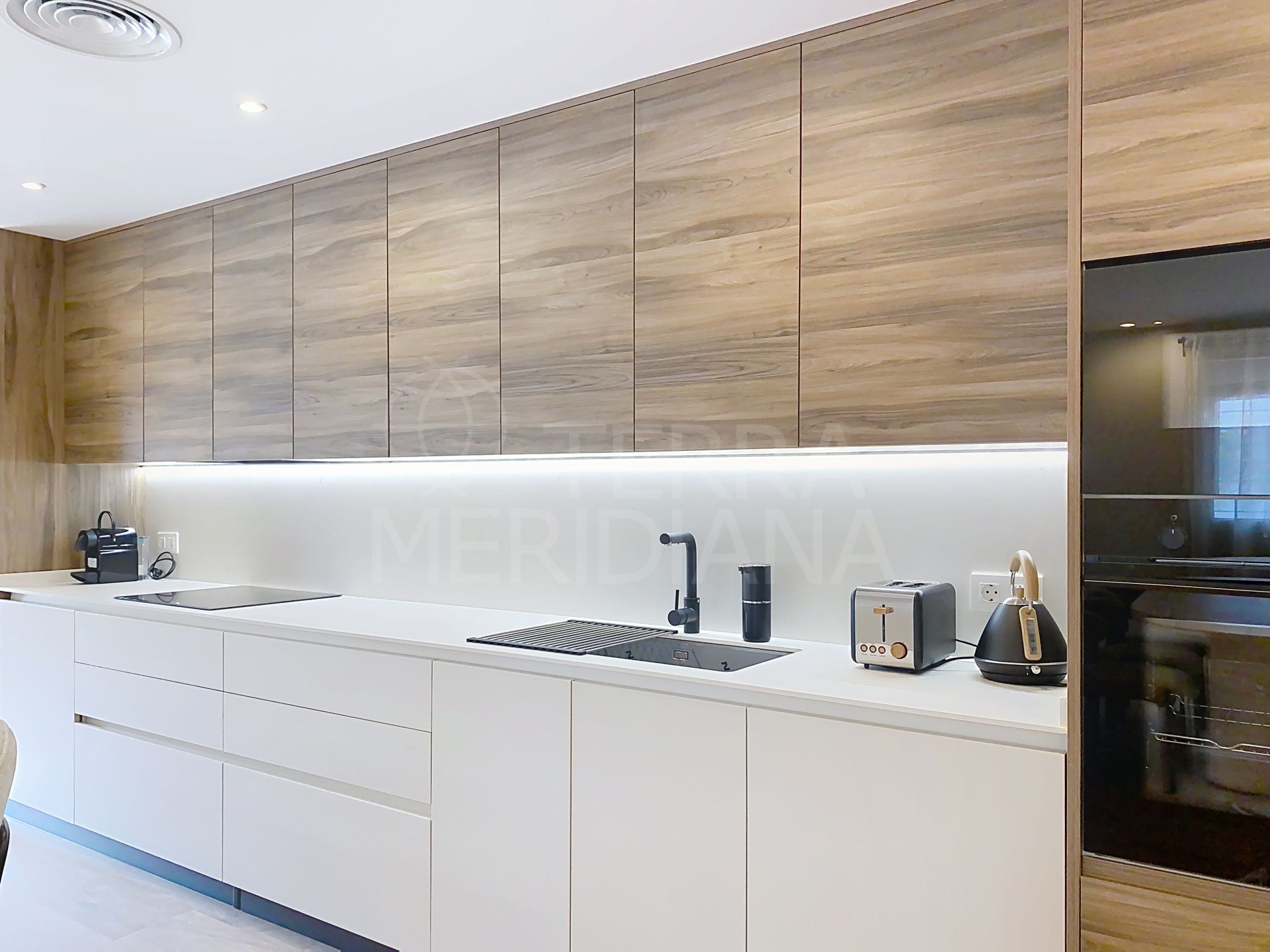 Ground Floor Apartment in Estepona Puerto, Estepona