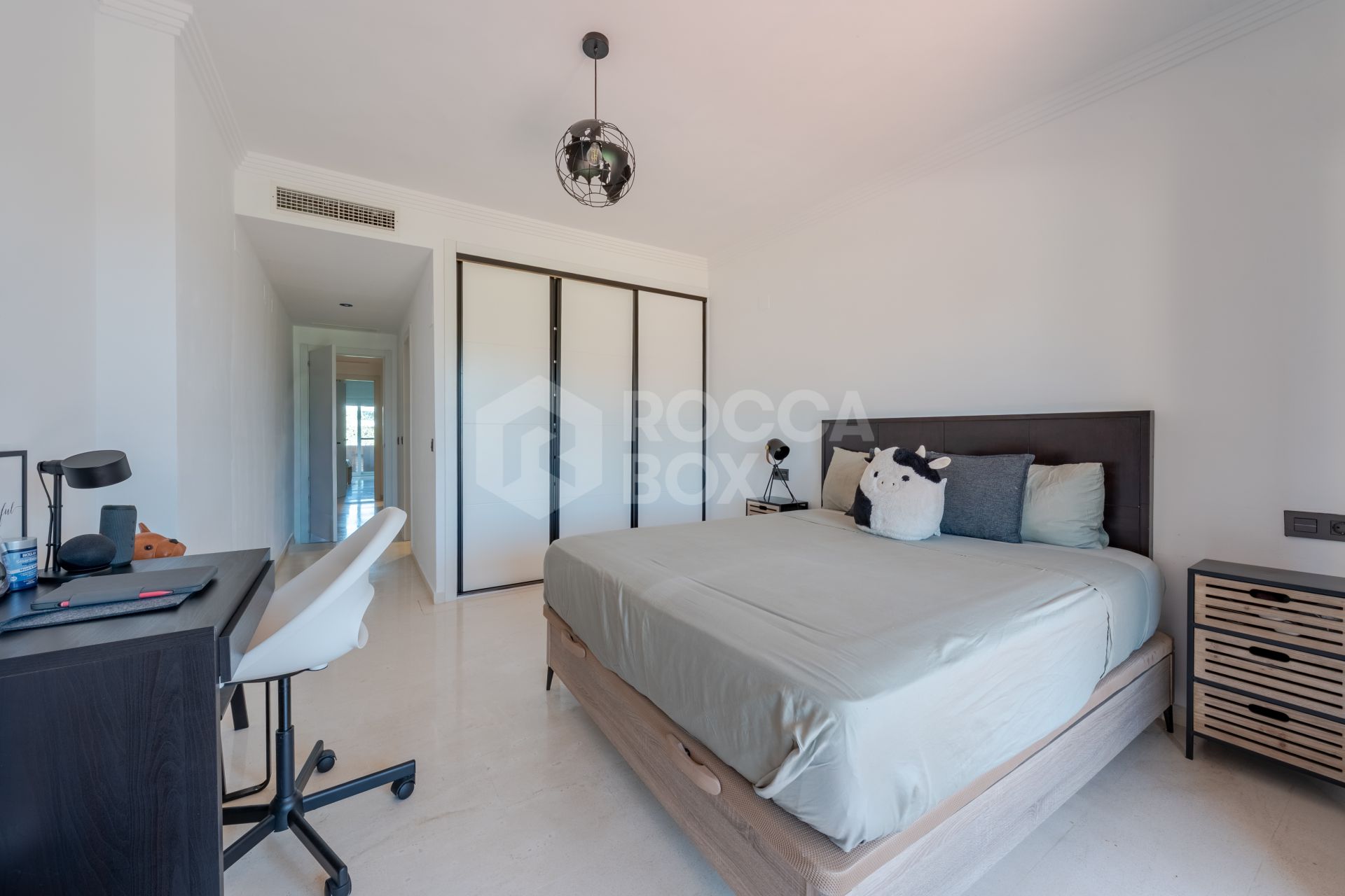 Stylish 3-Bedroom Duplex Penthouse in La Cartuja del Golf