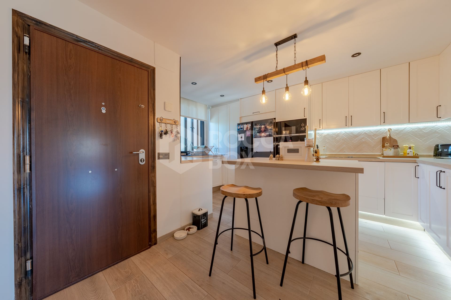 Stylish 3-Bedroom Duplex Penthouse in La Cartuja del Golf