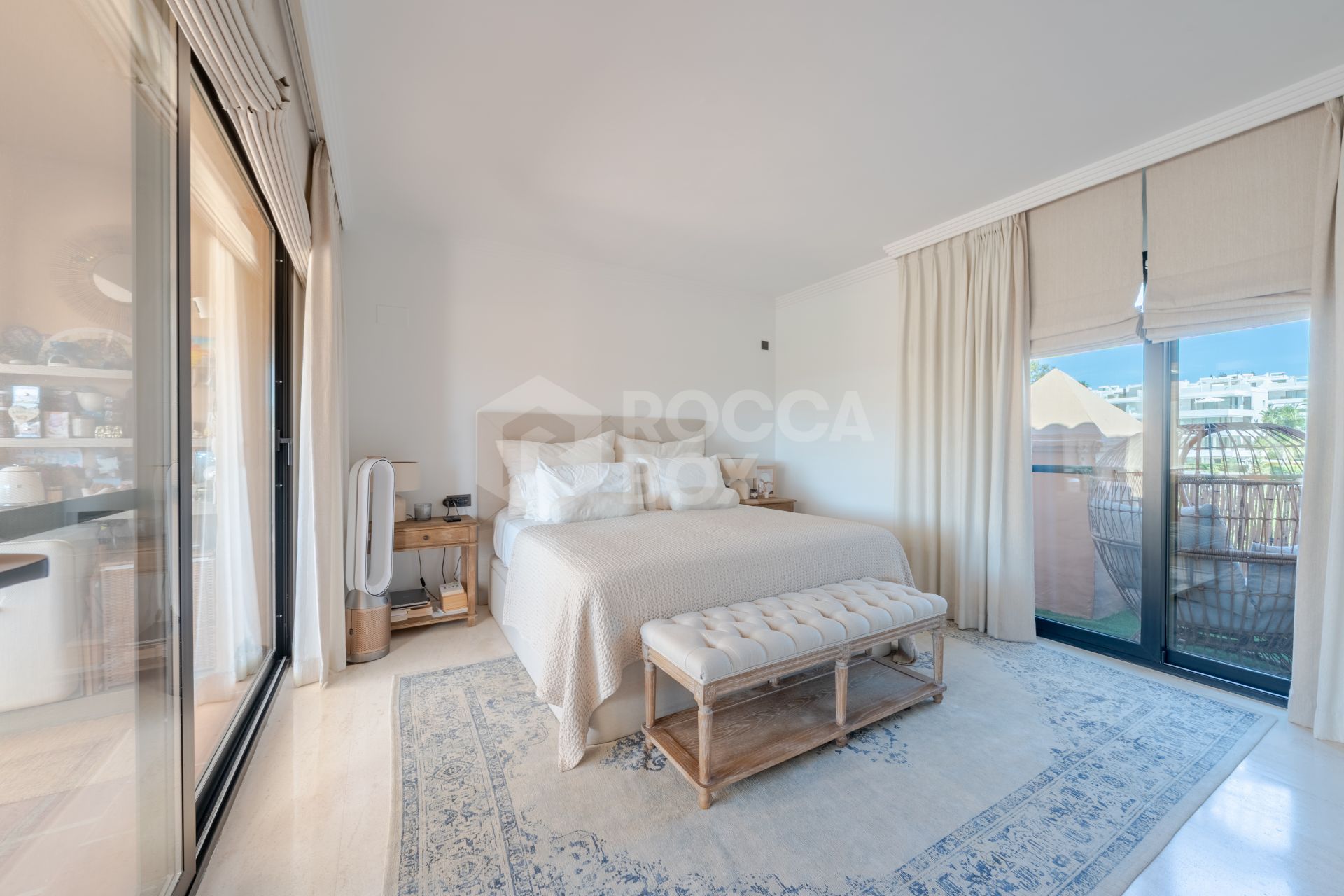 Stylish 3-Bedroom Duplex Penthouse in La Cartuja del Golf