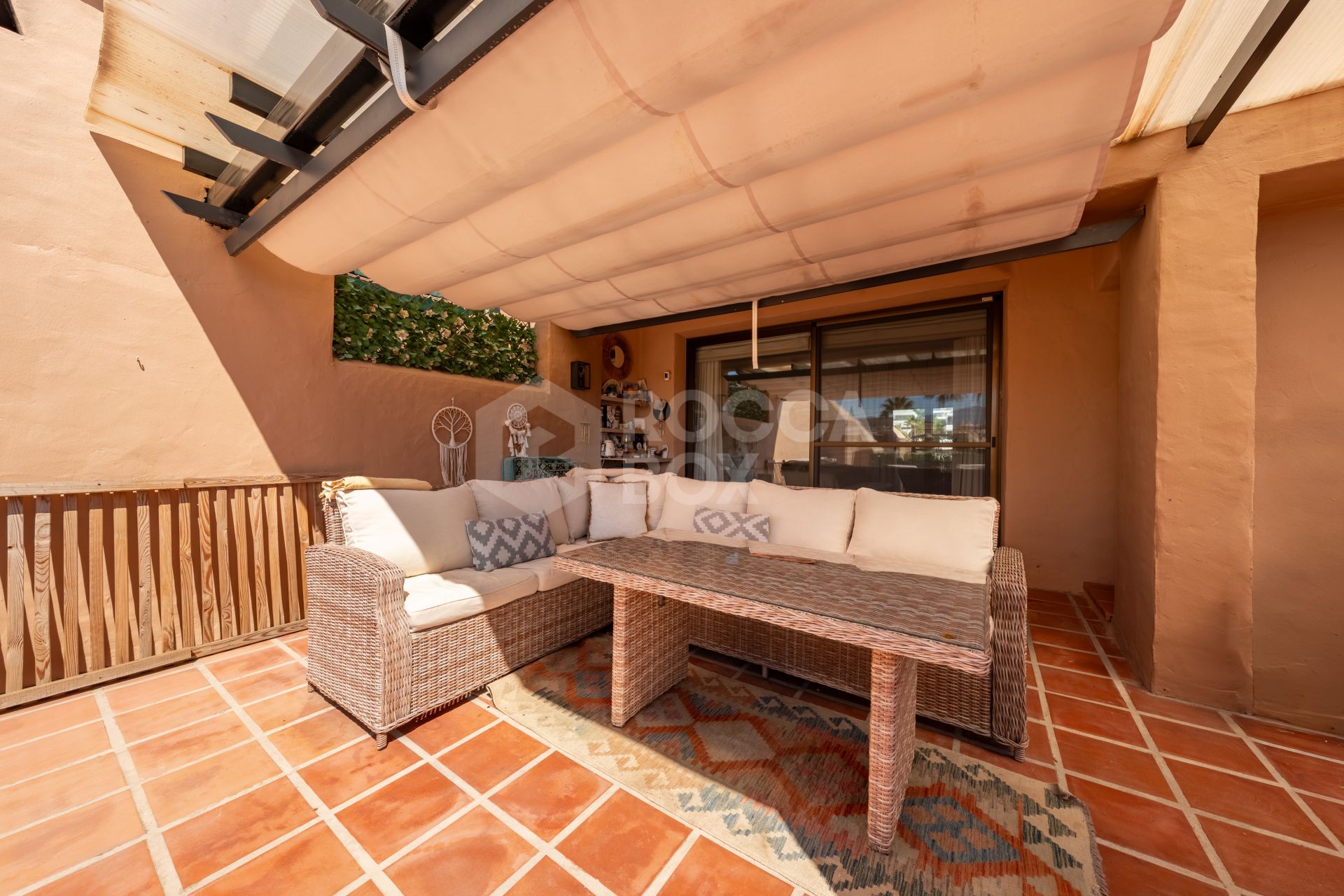 Stylish 3-Bedroom Duplex Penthouse in La Cartuja del Golf