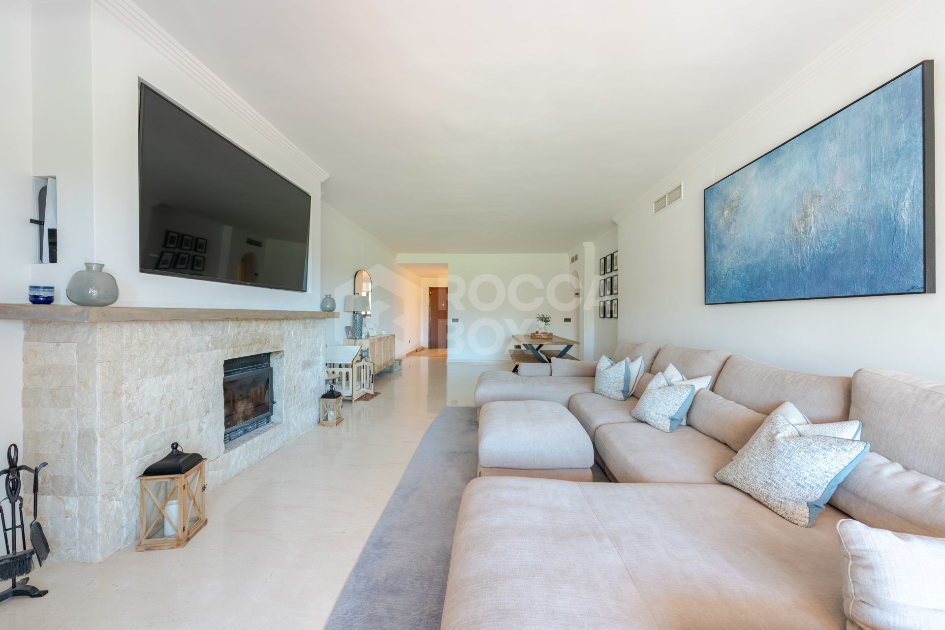 Stylish 3-Bedroom Duplex Penthouse in La Cartuja del Golf