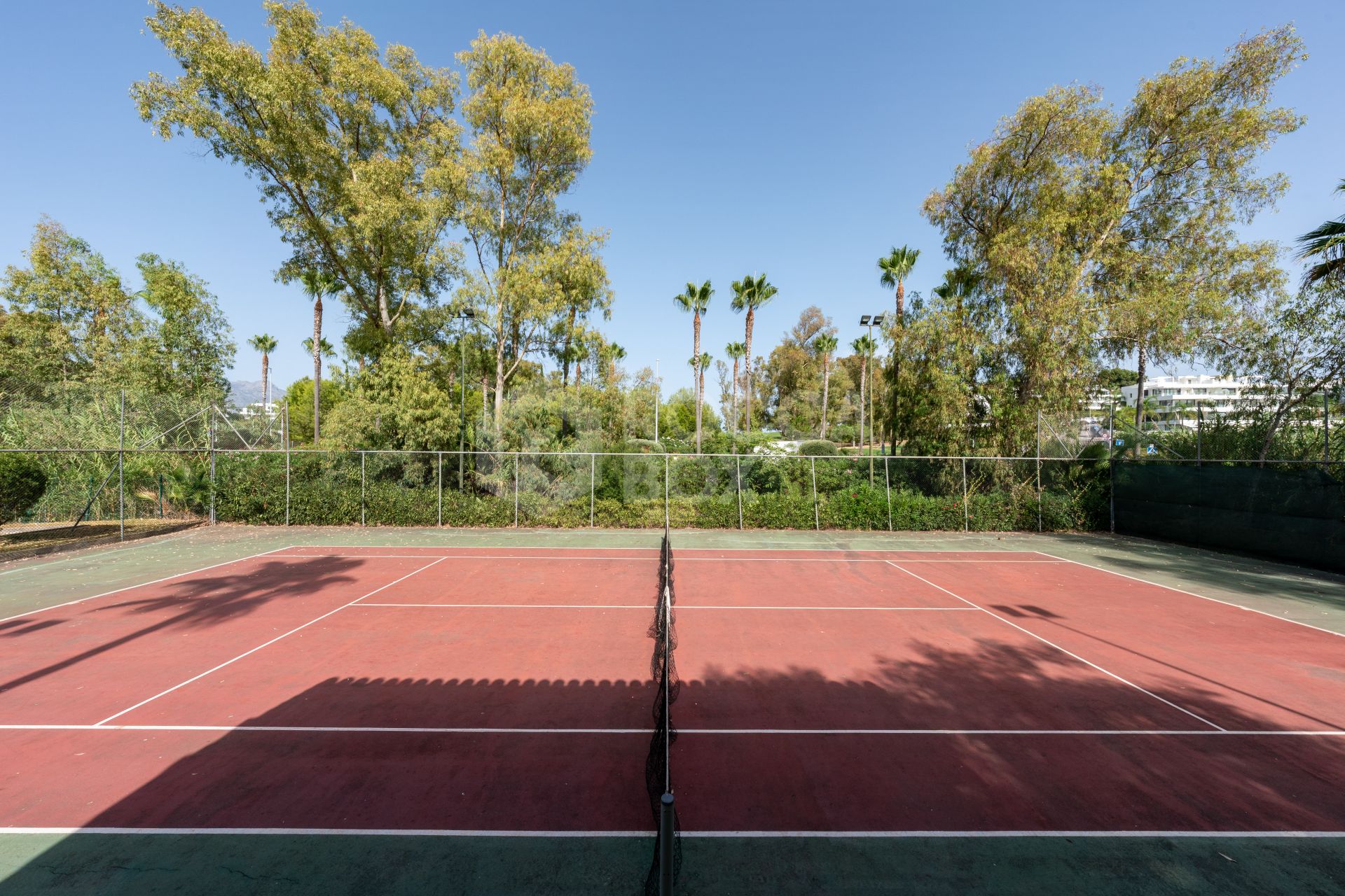 Stylish 3-Bedroom Duplex Penthouse in La Cartuja del Golf