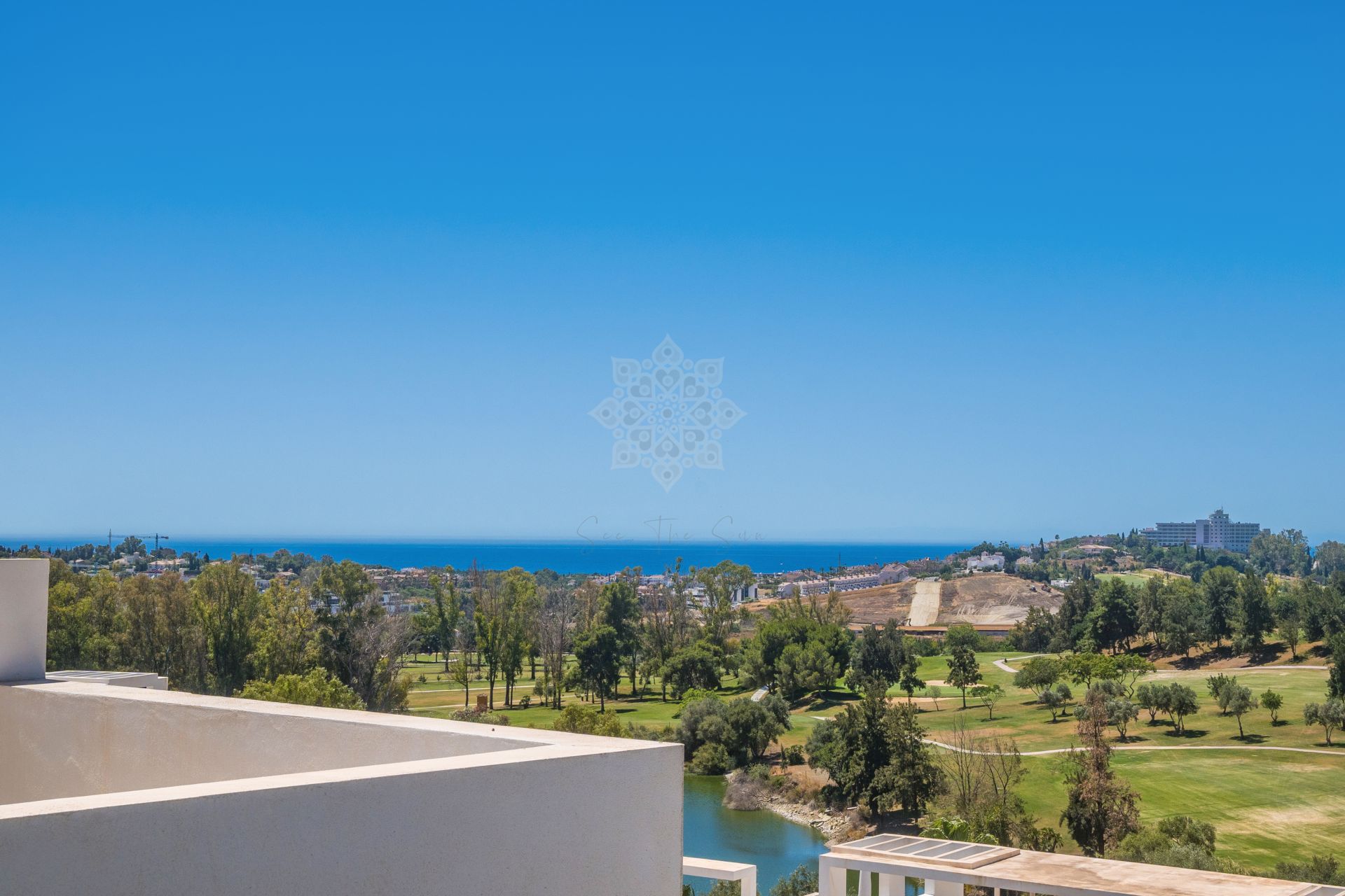 Duplex Penthouse in Atalaya Hills, Benahavis