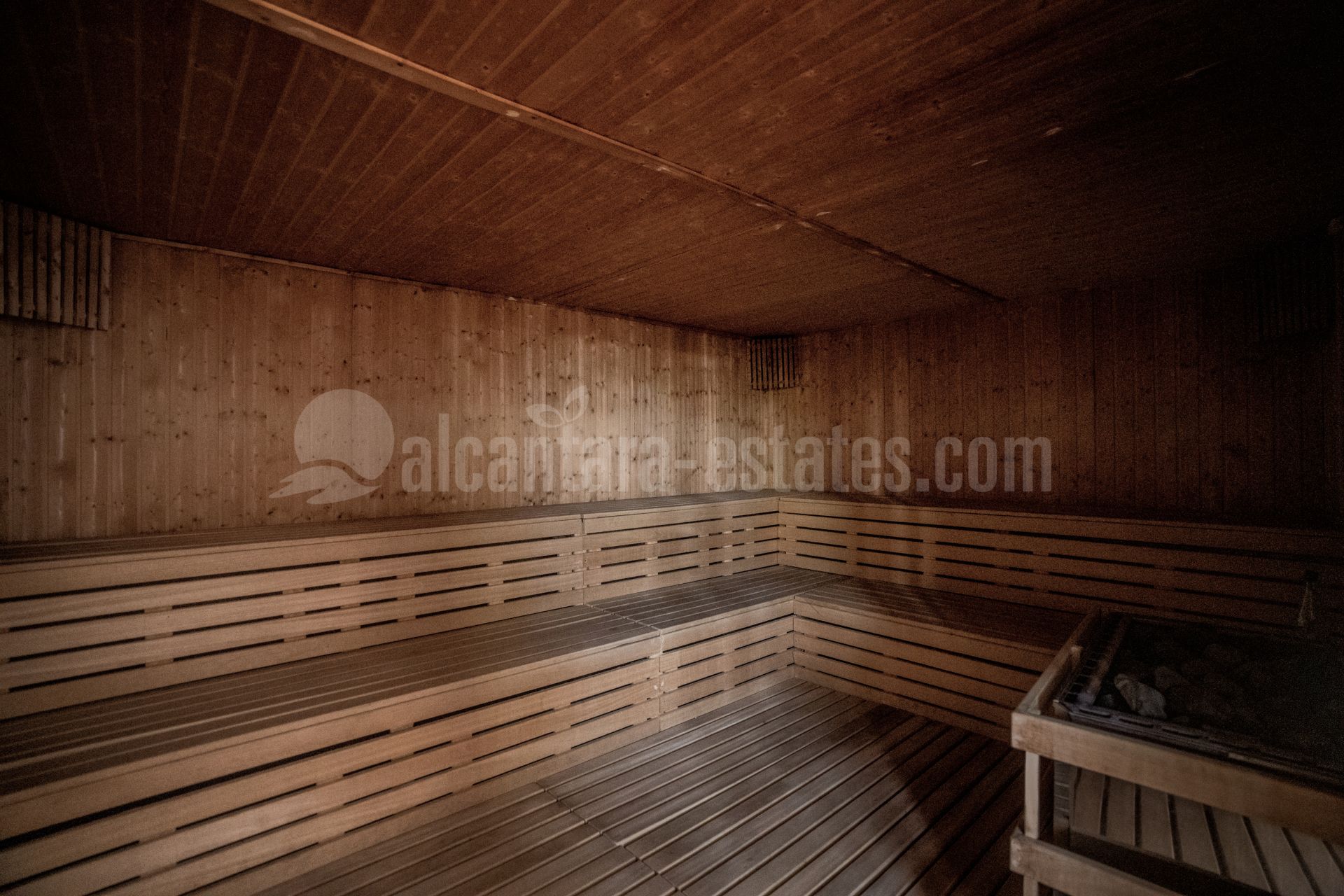Atico Duplex en Atalaya Hills, Benahavis