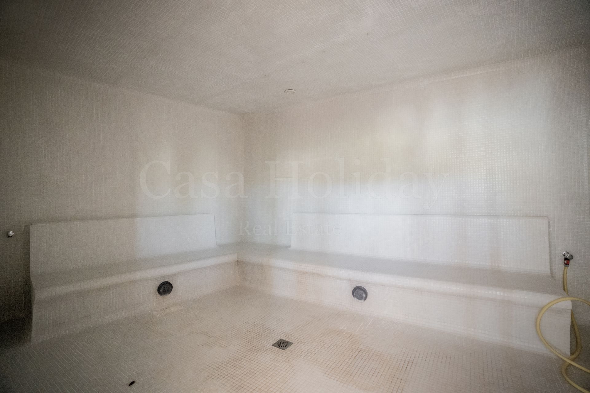 Atico Duplex en Atalaya Hills, Benahavis
