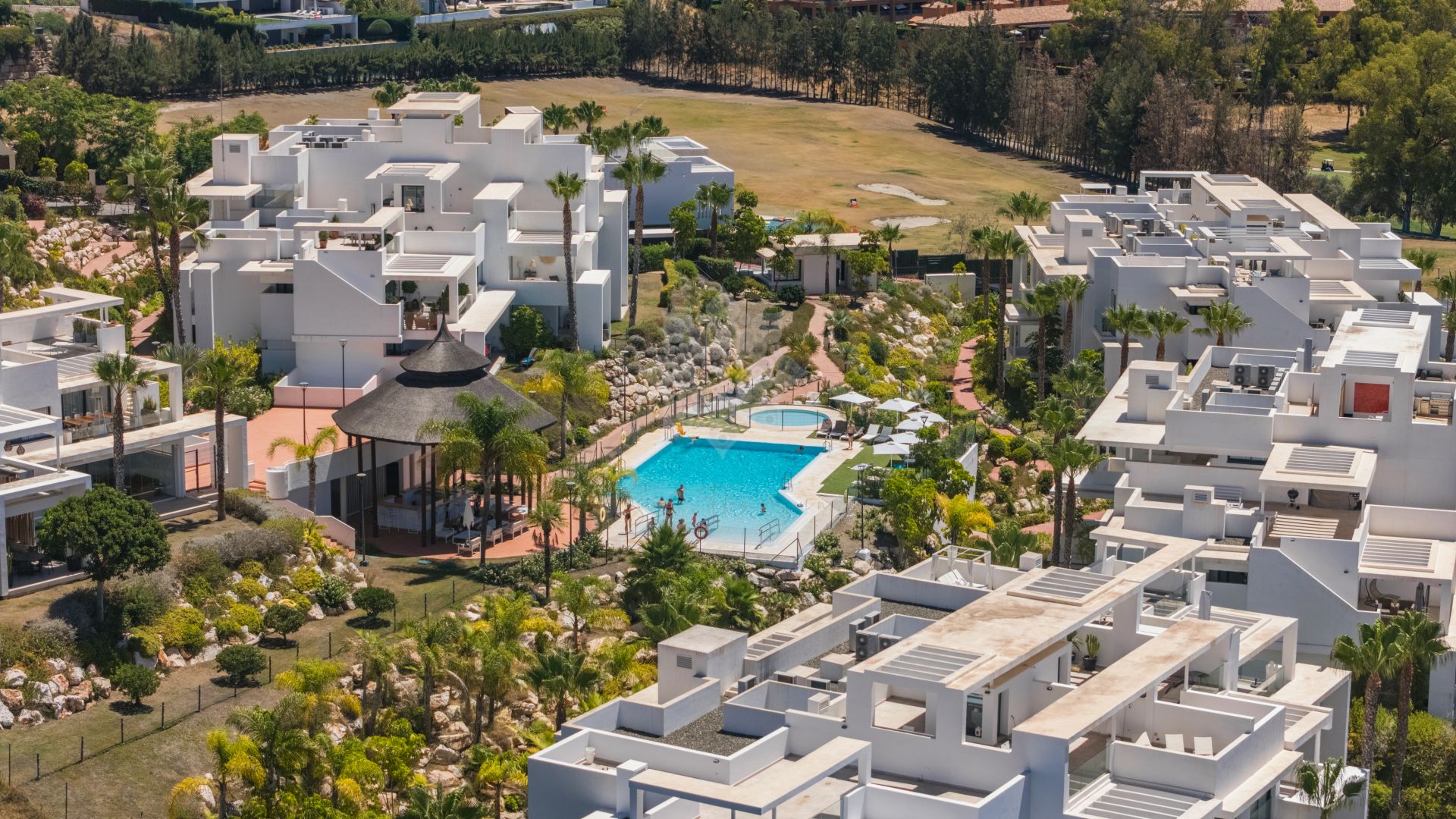 Duplex Penthouse in Atalaya Hills, Benahavis