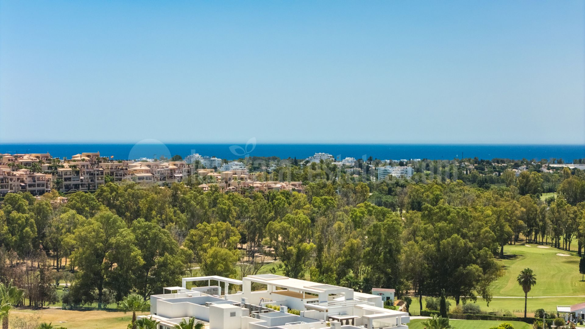 Atico Duplex en Atalaya Hills, Benahavis