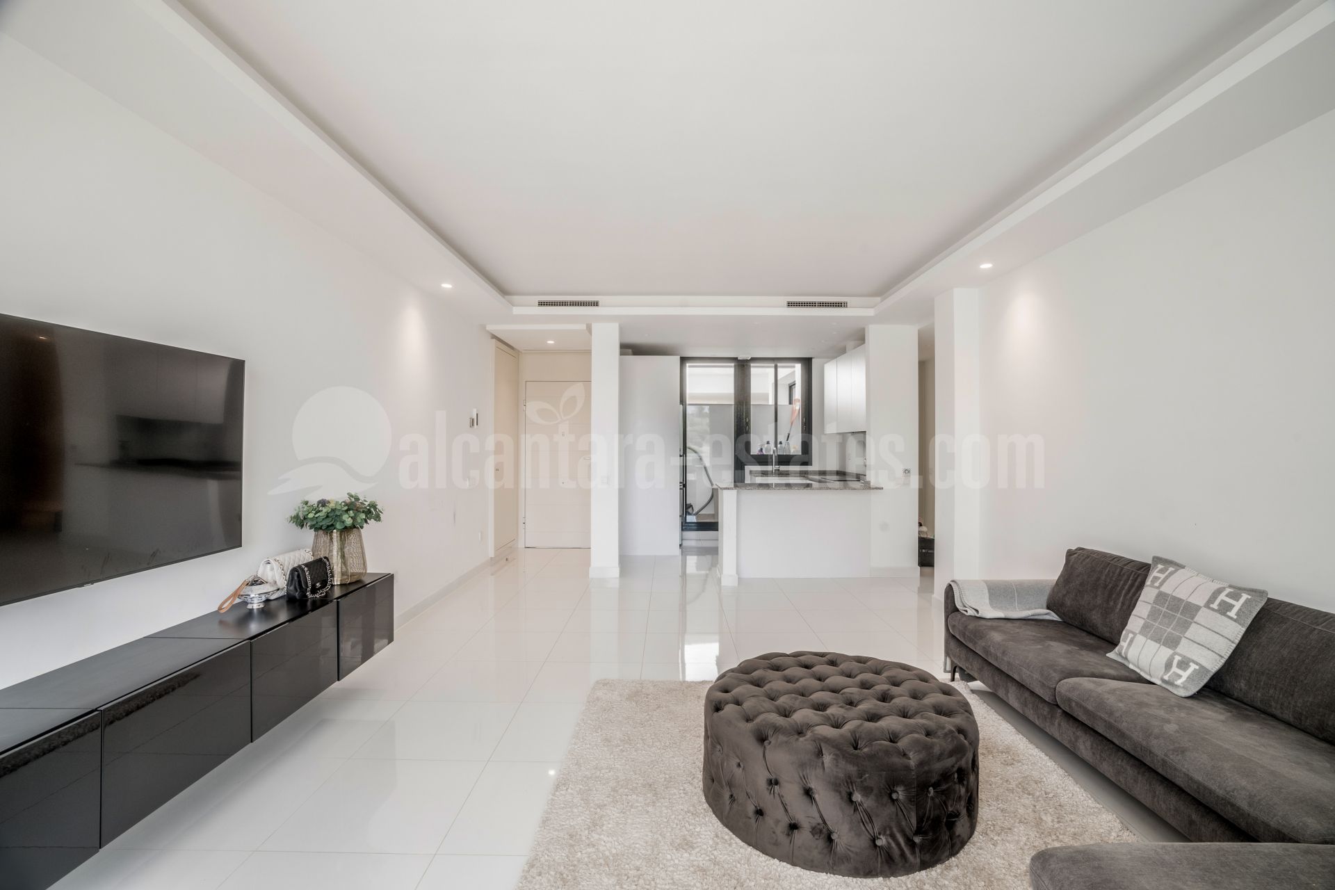 Atico Duplex en Atalaya Hills, Benahavis