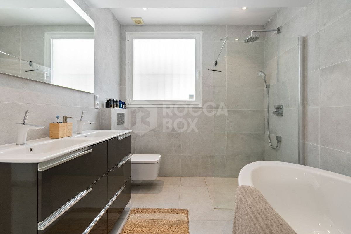 AMAZING VILLA IN MARBELLA