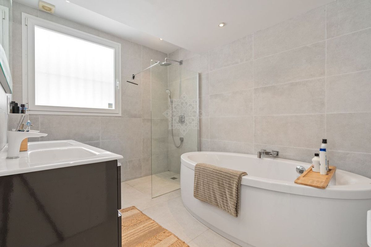 Villa in Marbesa, Marbella