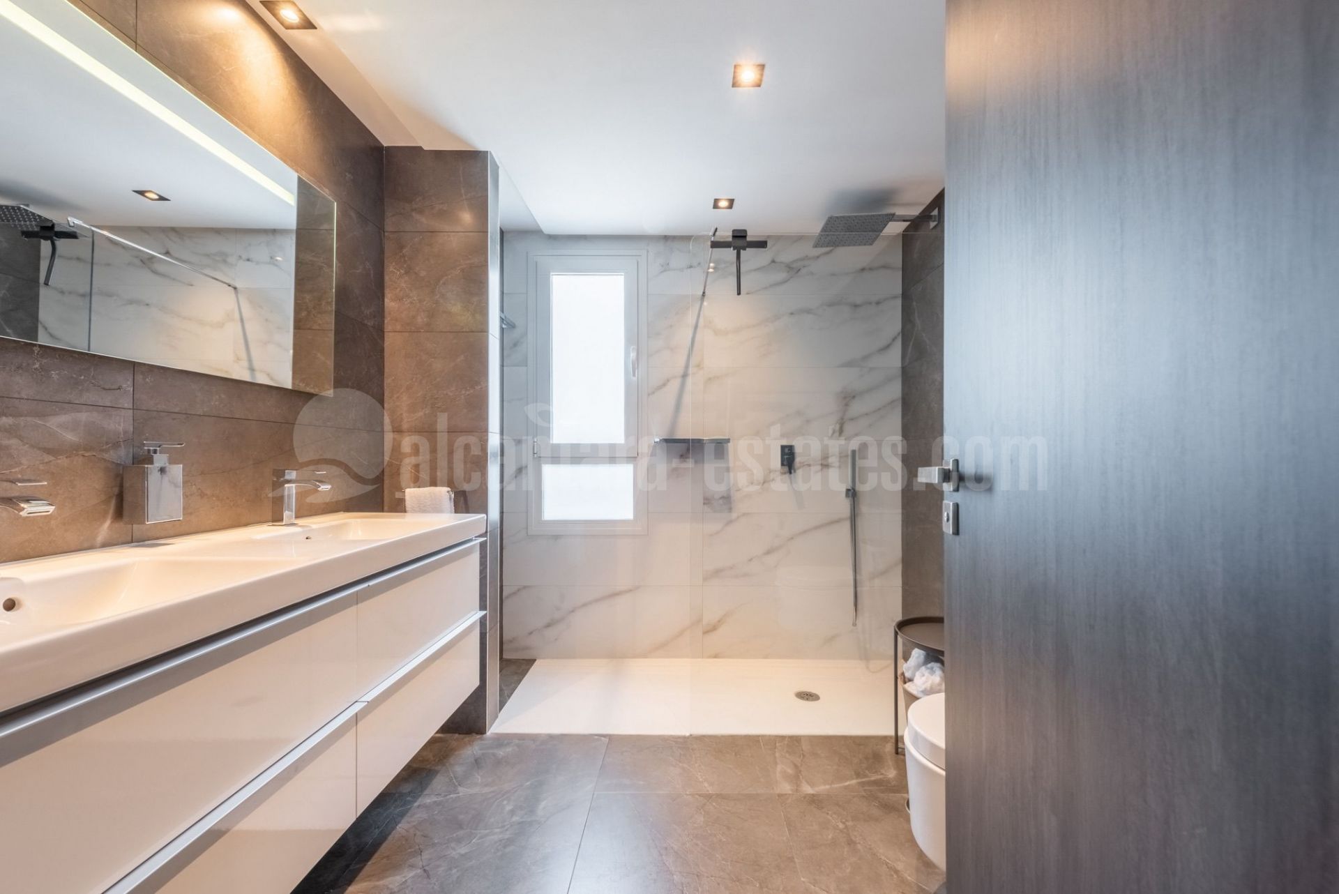 Duplex Penthouse in La Quinta, Benahavis