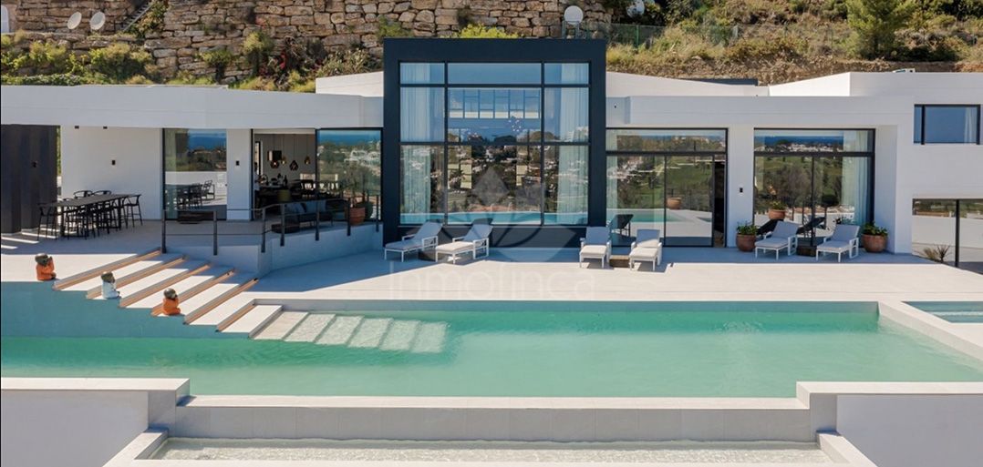 Villa in Benahavis