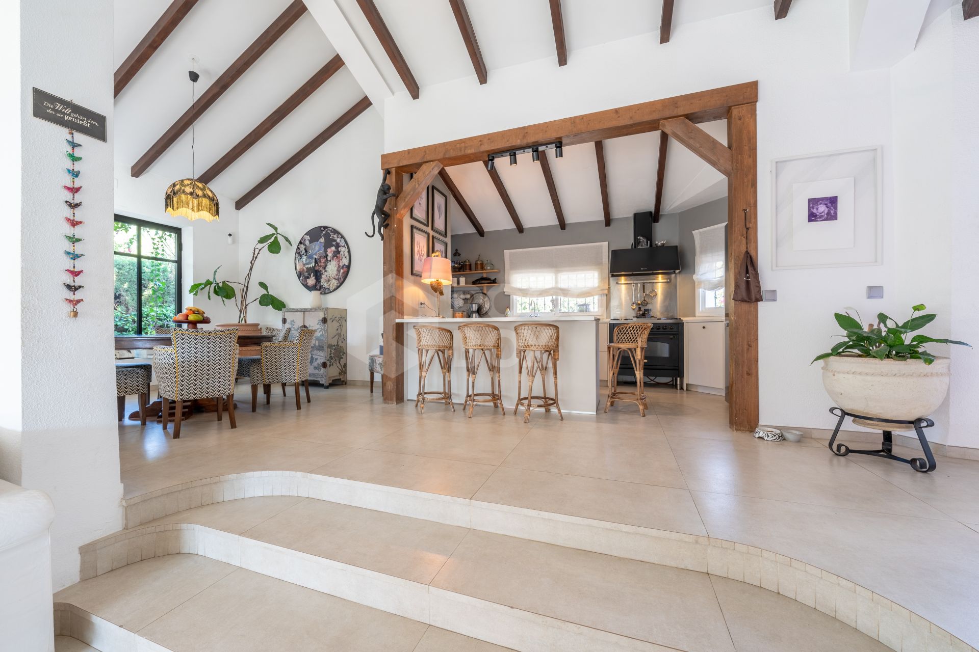 Charming & Artistic 4-Bedroom Villa in Atalaya