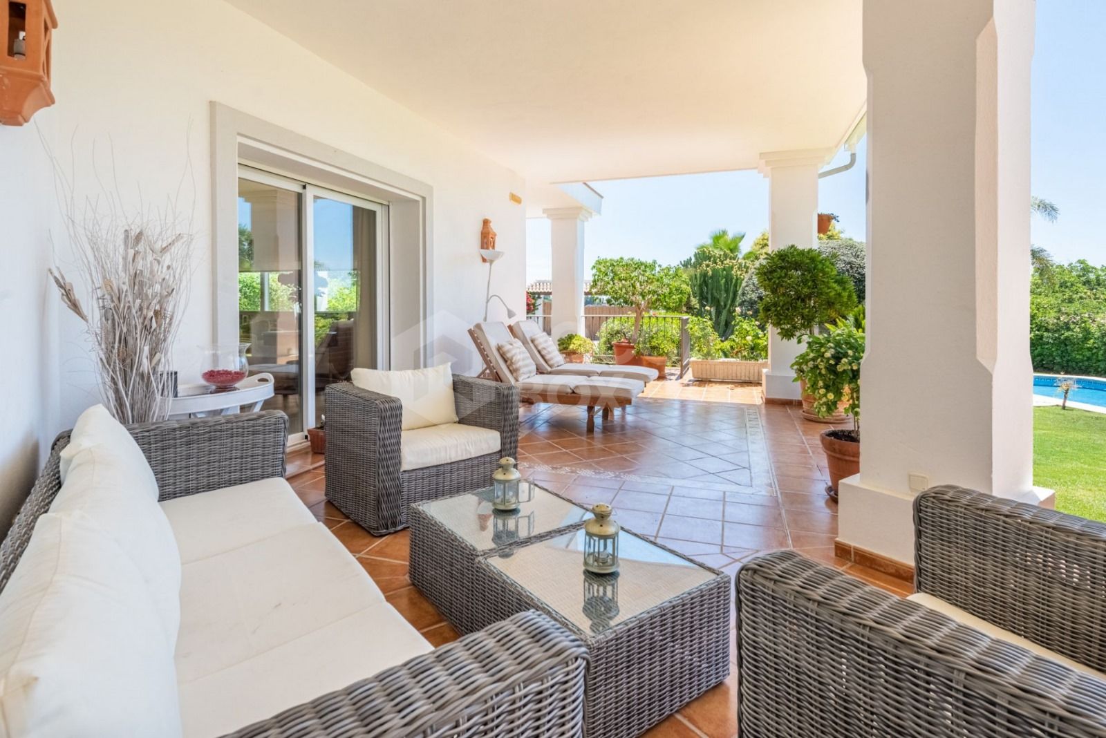 Andalusian luxury villa in El Paraiso Alto