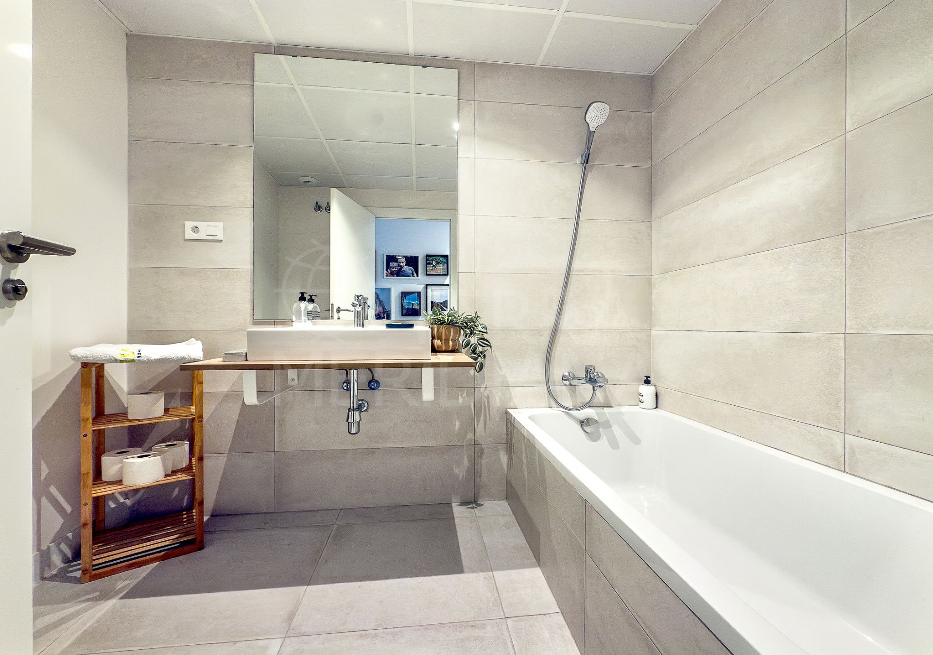 Apartment in Oasis325, Estepona