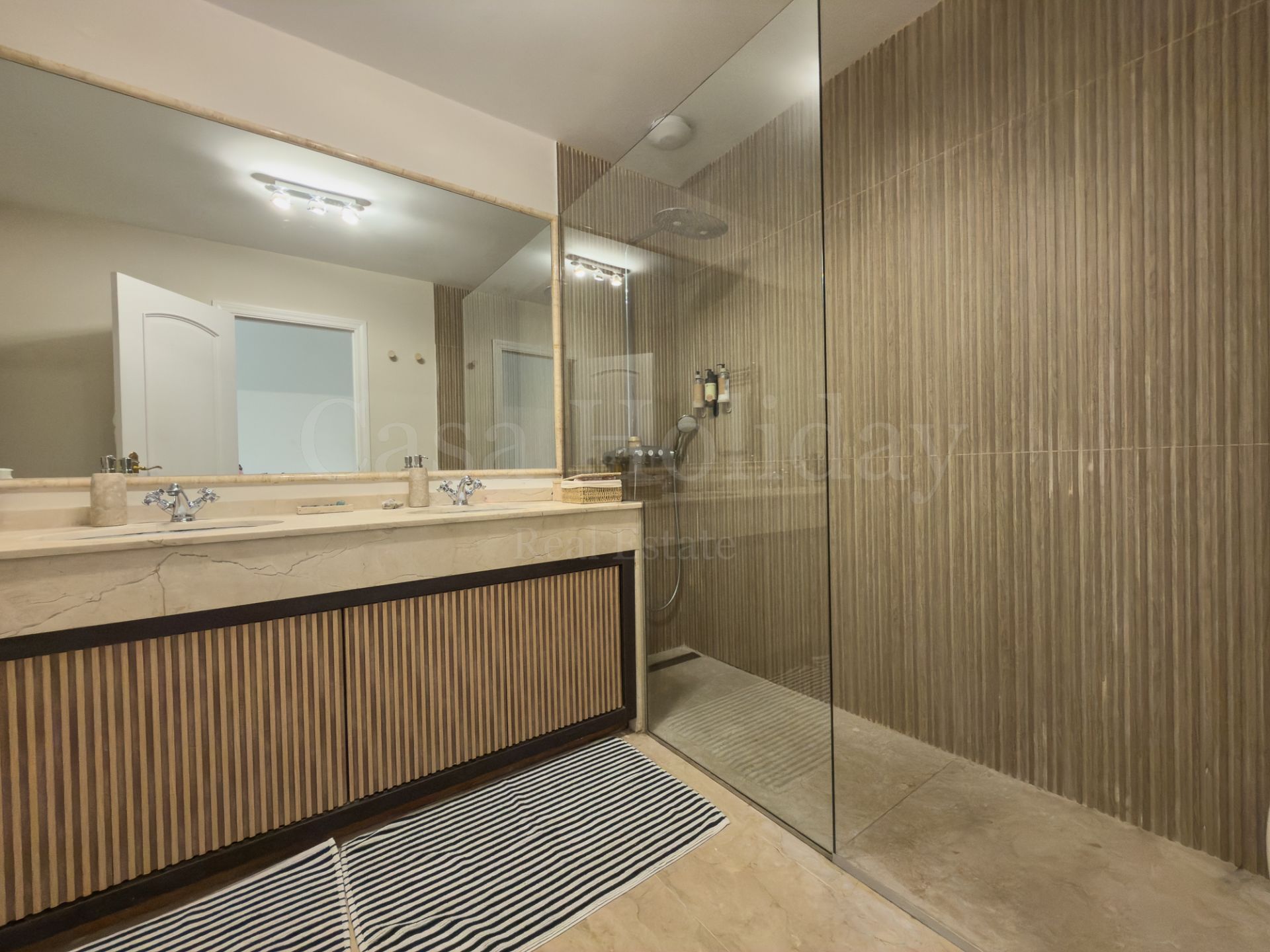 Ground Floor Apartment in Elviria Playa, Marbella