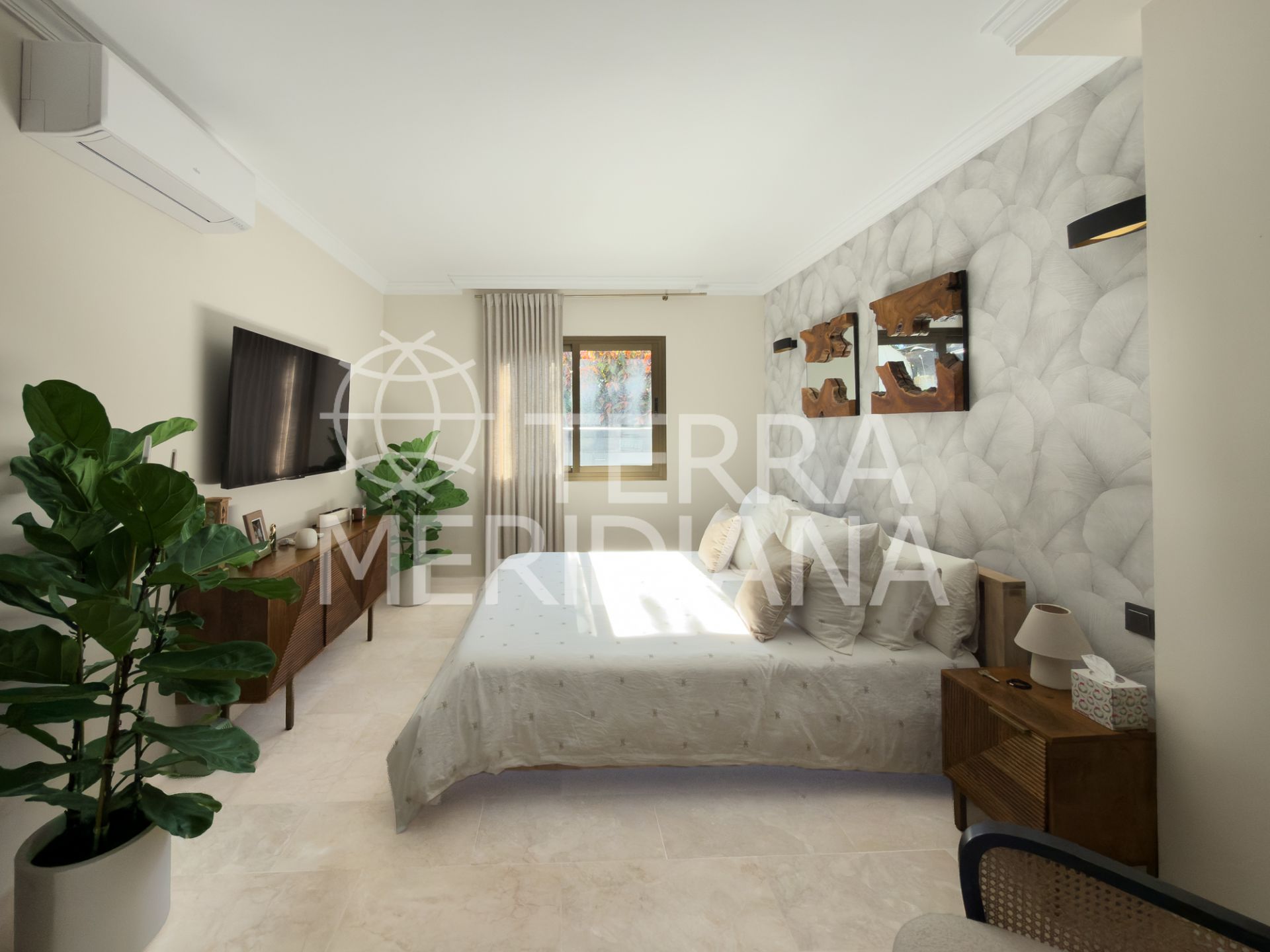 Ground Floor Apartment in Elviria Playa, Marbella