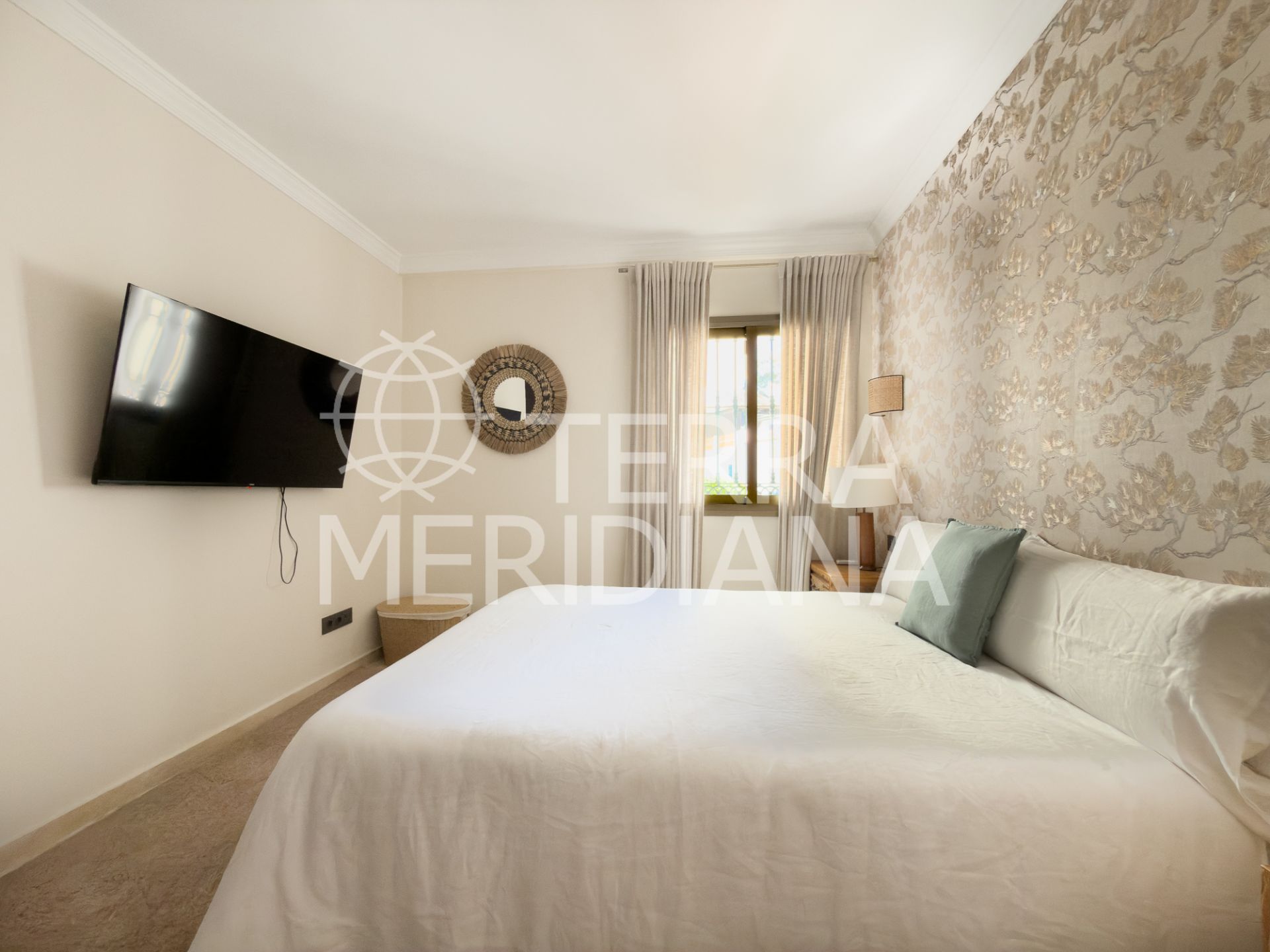 Ground Floor Apartment in Elviria Playa, Marbella